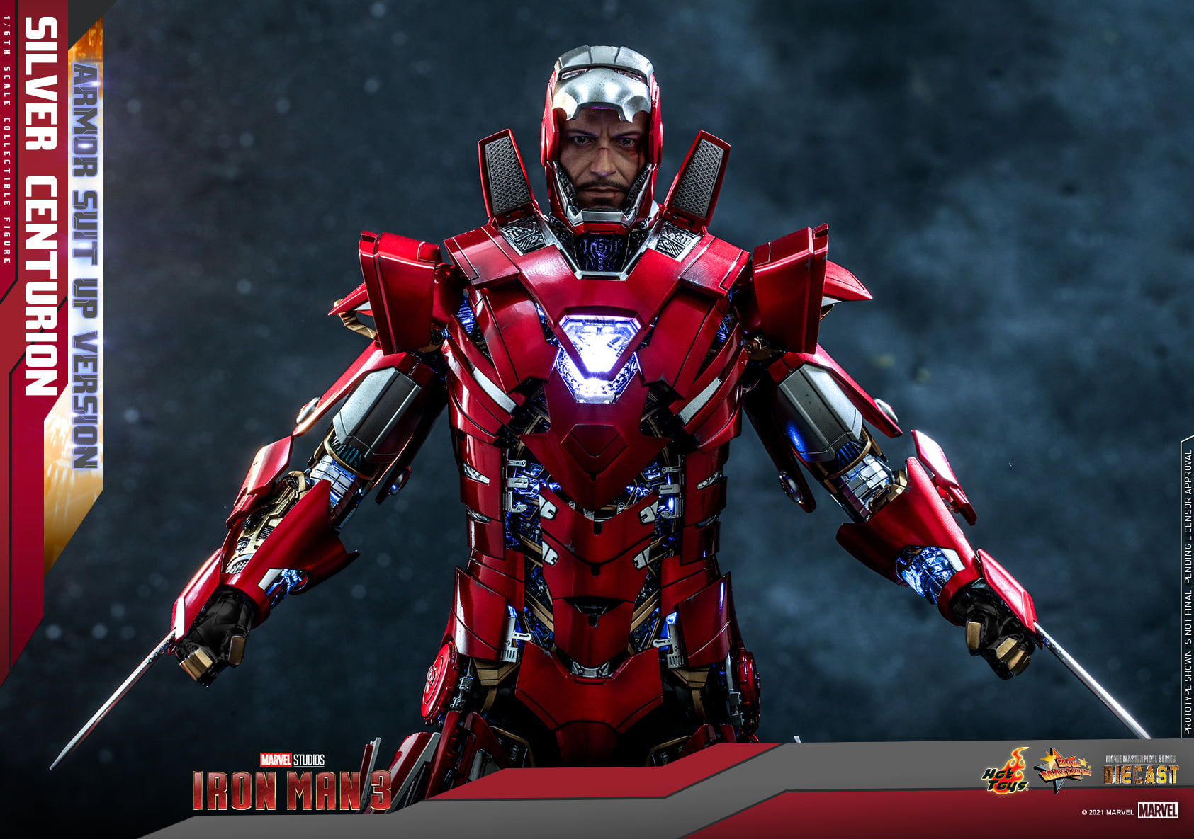 Hot Toys MMS618D43 1/6 Iron Man 3 - Silver Centurion (Armor Suit Up Version)