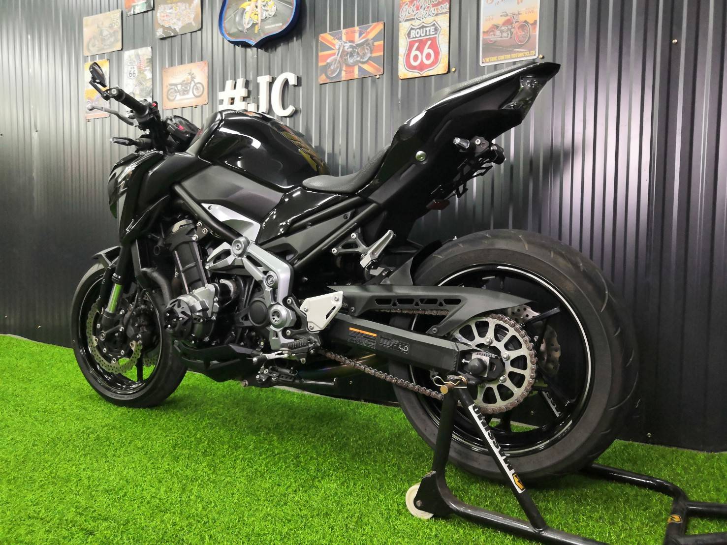 💥 เจ้าแรดดำ 💥>>>Z900ABS<<< จดกลางปี2017 ไมล์แท้6พันโล ประวัติดีฟรี 🌟 💸 จ่ายเฉพาะค่าจัดโอนจบ‼️