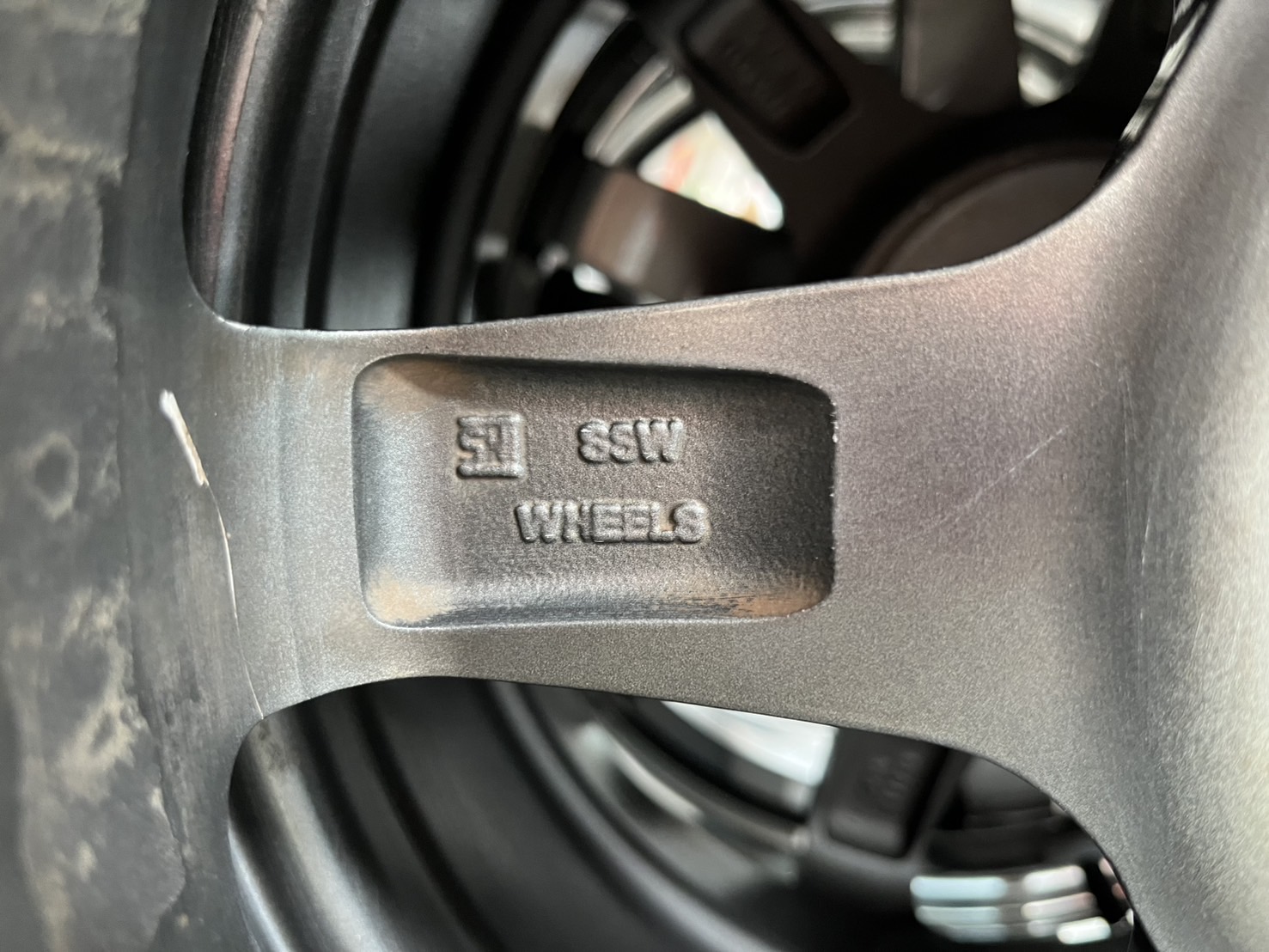 ✨ล้อแม็กพร้อมยาง✨4รู100✨SSW ขอบ 15 สีเทาขอบเงา