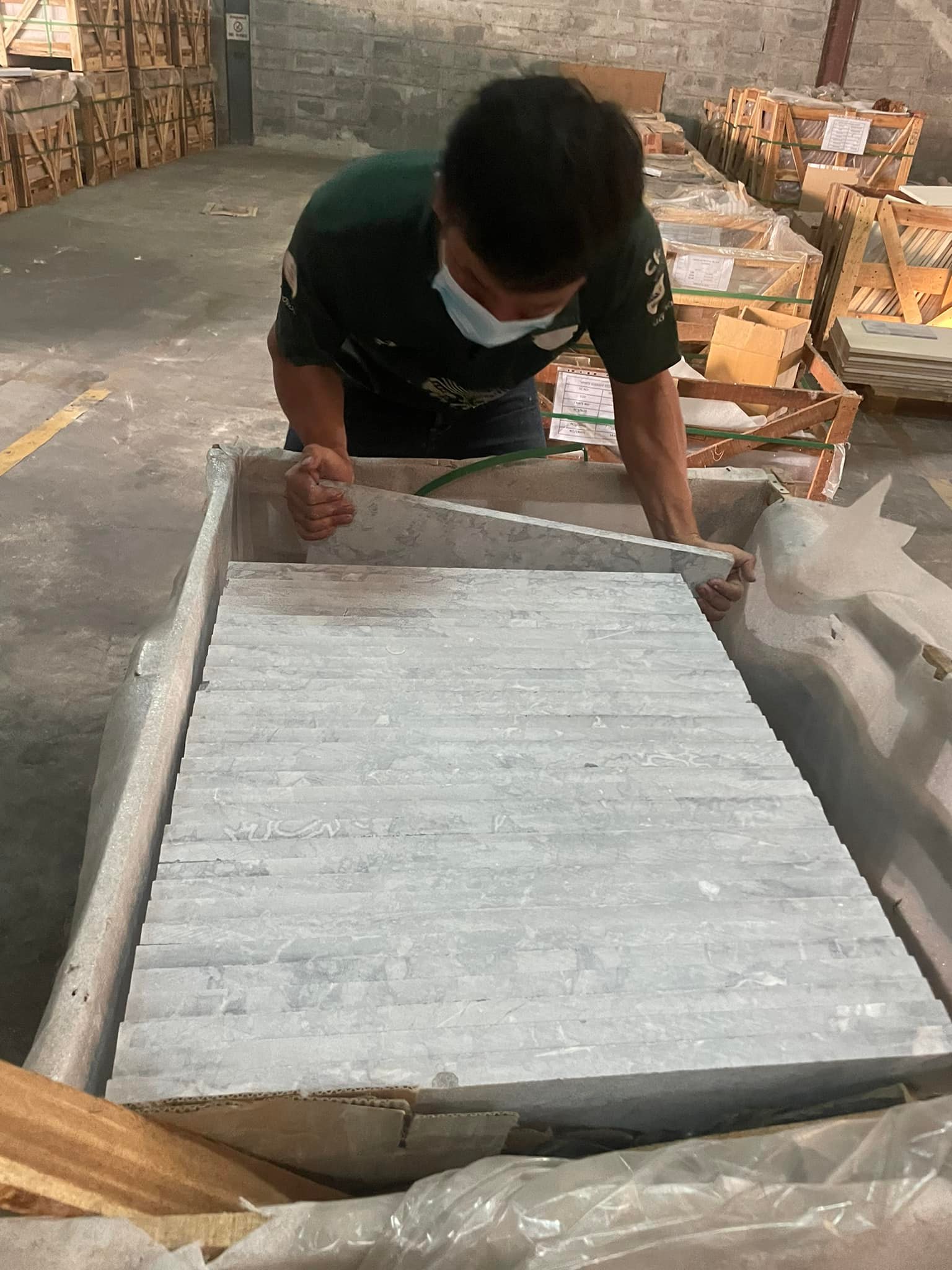 หินธรรมชาติ ลายสวย white cloudy ขนาด 60x60x2 cm + White Cloudy 10x10