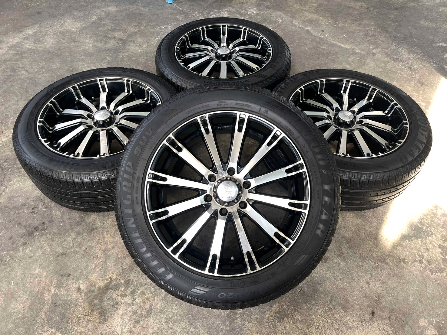 ✨ล้อแม็กแต่ง 6รู139✨Lenso INTIMIDATOR 4 ขอบ 20 พร้อมยาง 265-50-20 GoodYear ปี 20