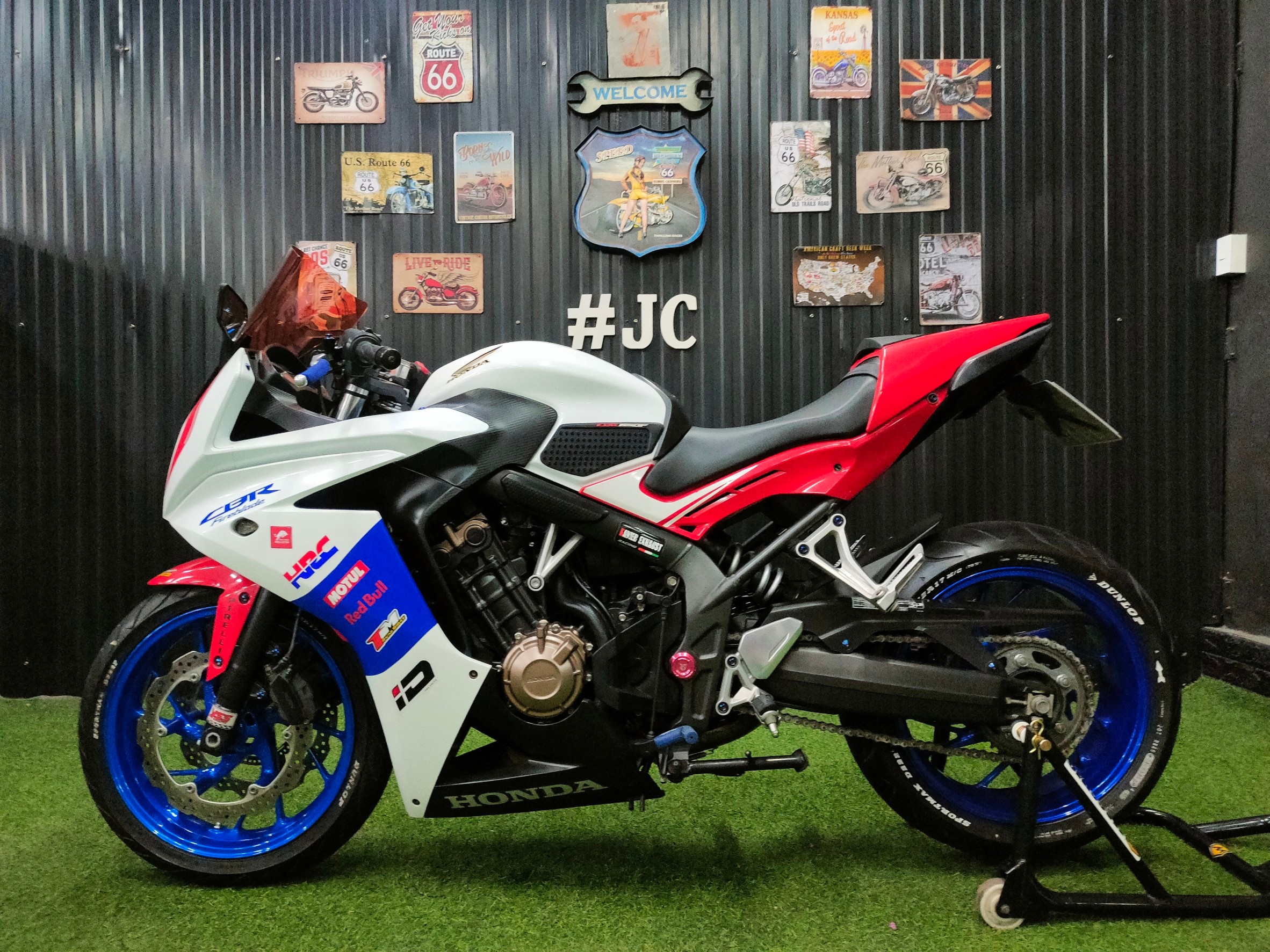 😍 โอ้วบร๊ะเจ้า...รุ่นนี้-สีนี้ ก็มีด้วย⁉️ HONDA CBR650F Tri-colour รถปี 2017 มาพร้อมโปรแรงซ์ M150‼️