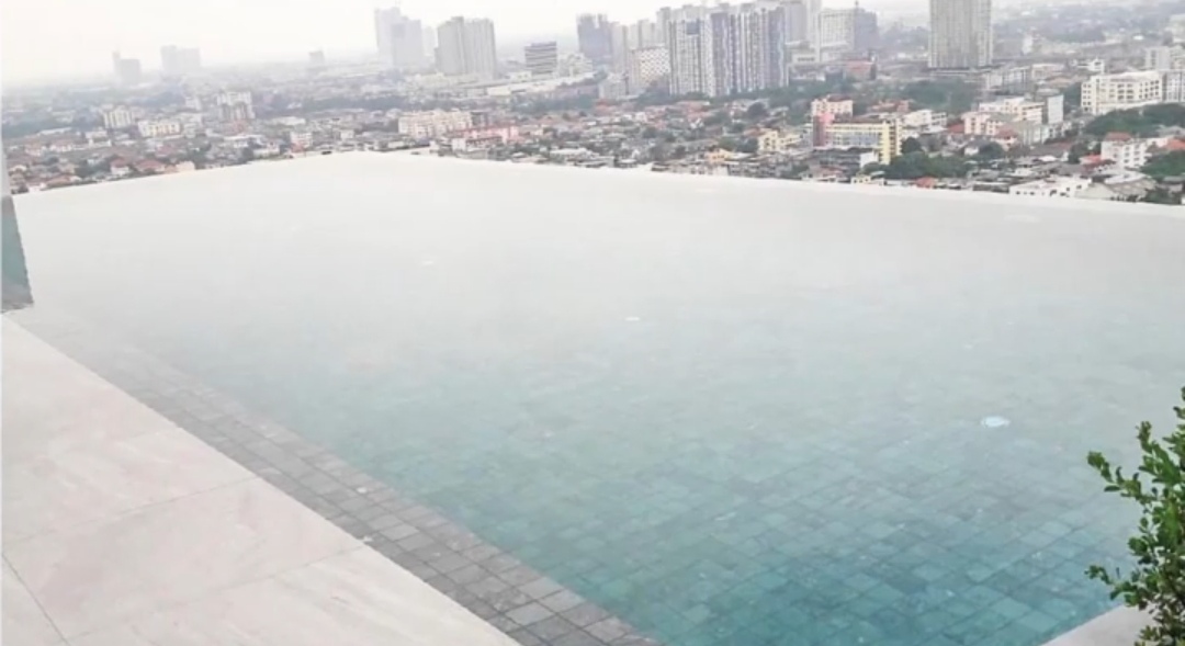 หินธรรมชาติสำหรับปูสระว่ายน้ำ สีเทาอ่อนสไตล์ยุโรป สินค้าพร้อมส่ง