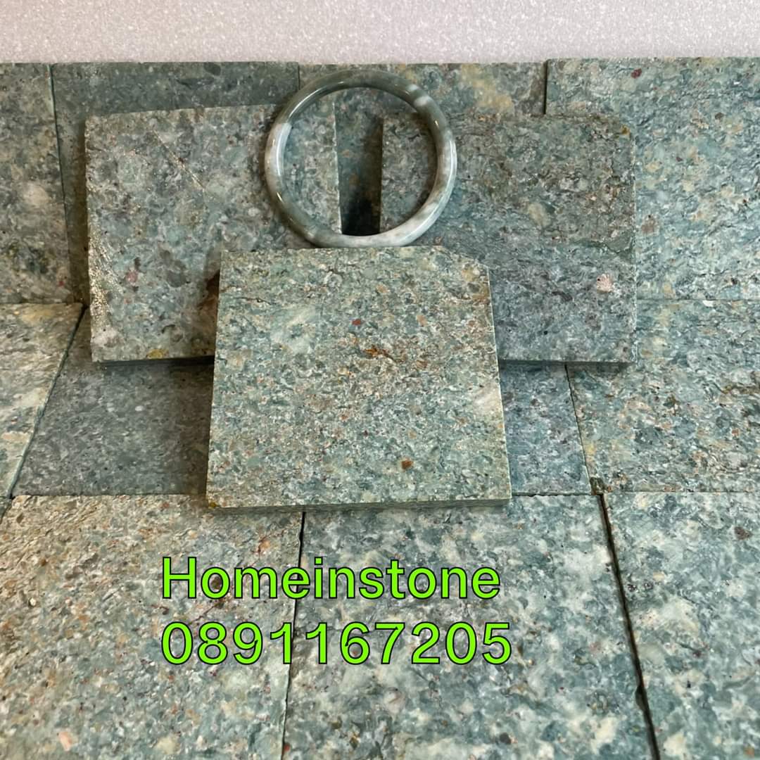 หินปูสระว่ายน้ำ Green Sukabumi สีเขียวหยก