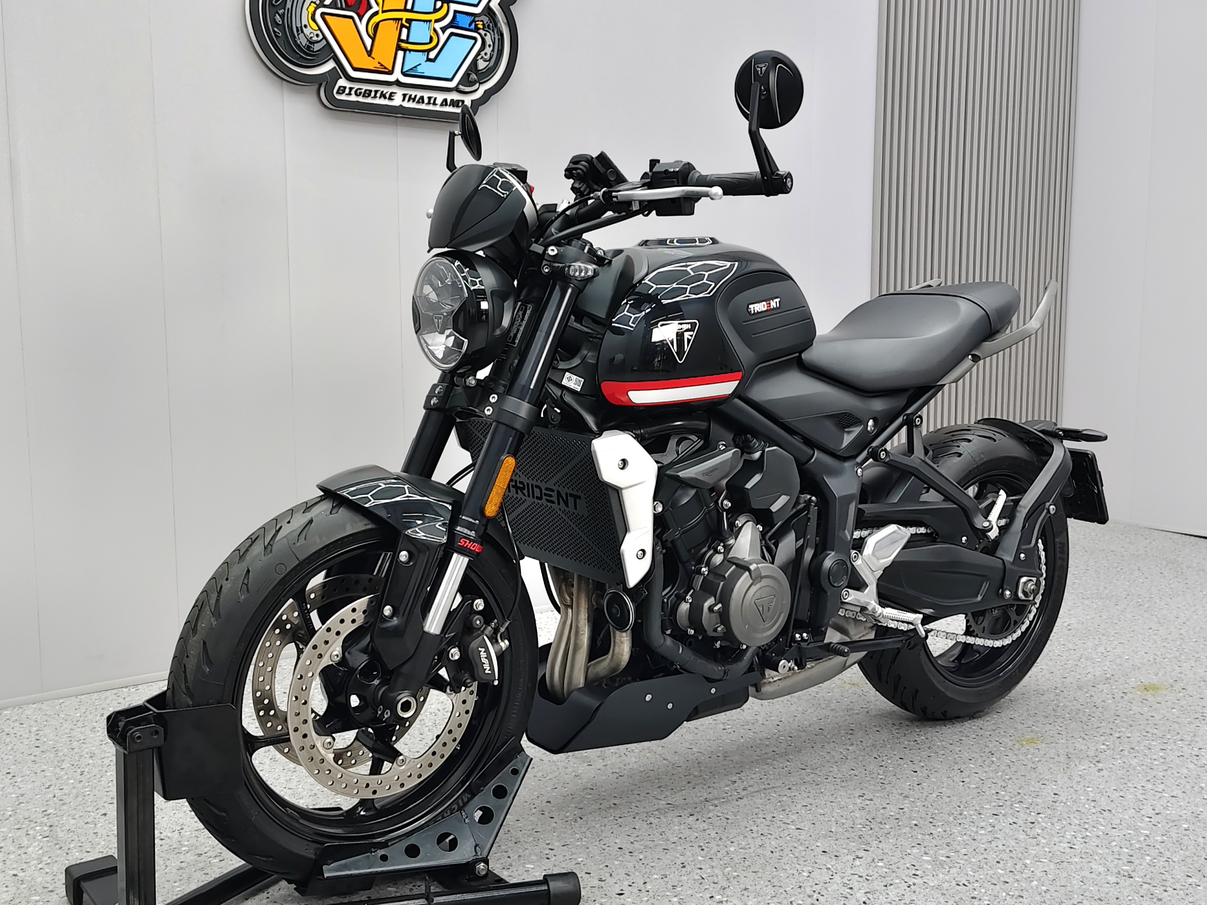 ขี่ดีคล่องตัว TRIUMPH TRIDENT660 ปี 2021 รถสวยวิ่งน้อยโปรโมชั่นโดนๆ