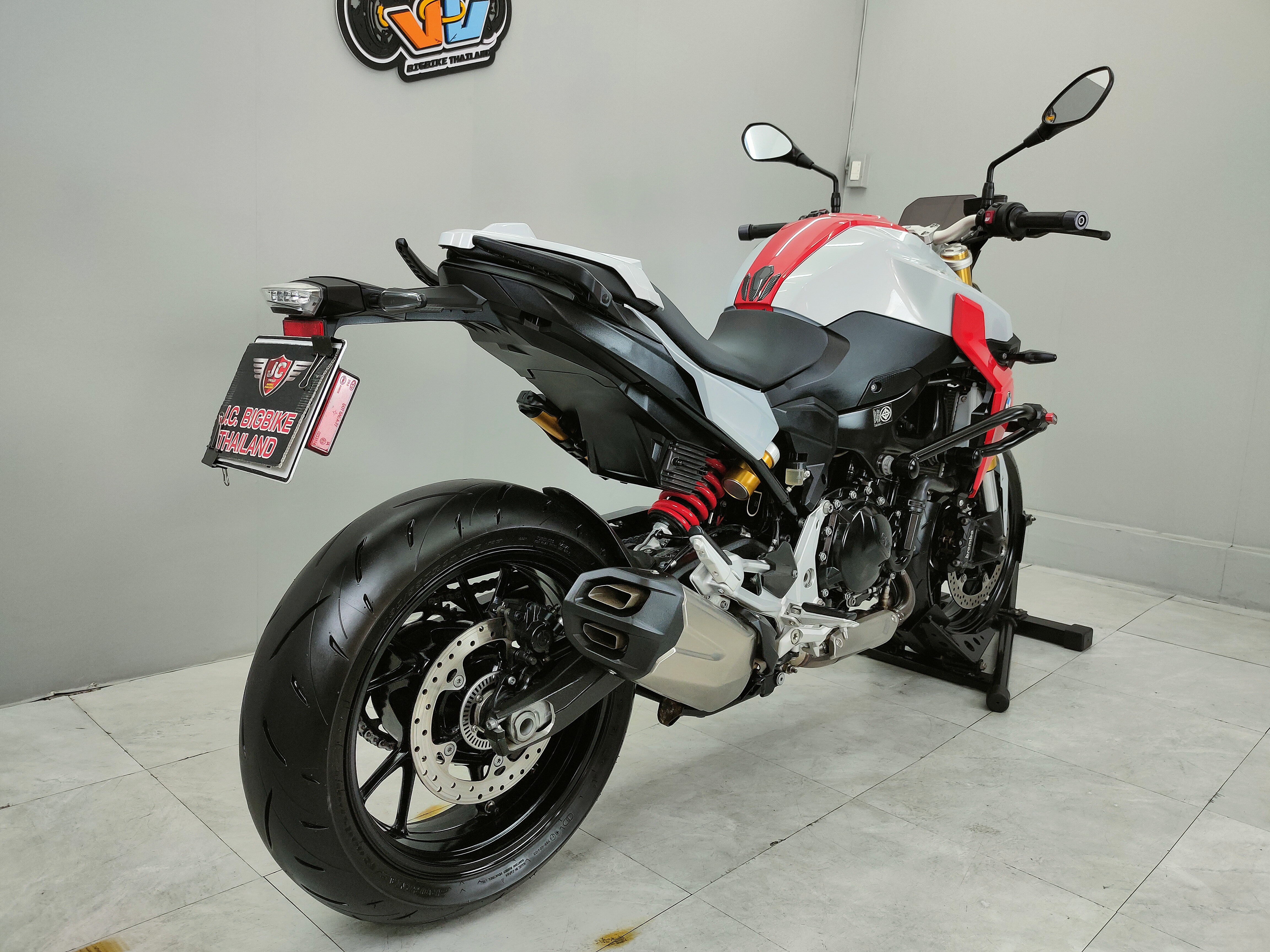 ❌️ ร้าน นี้ ไม่ กรอ ไมล์ ❌ Naked Roaster 💥 หล่อเท่ห์มีระดับ 😎 BMW F900R รถกลางปี 2022 โมเดล 20 "น้องป้ายแดงประหยัดไปครึ่ง⁉️"