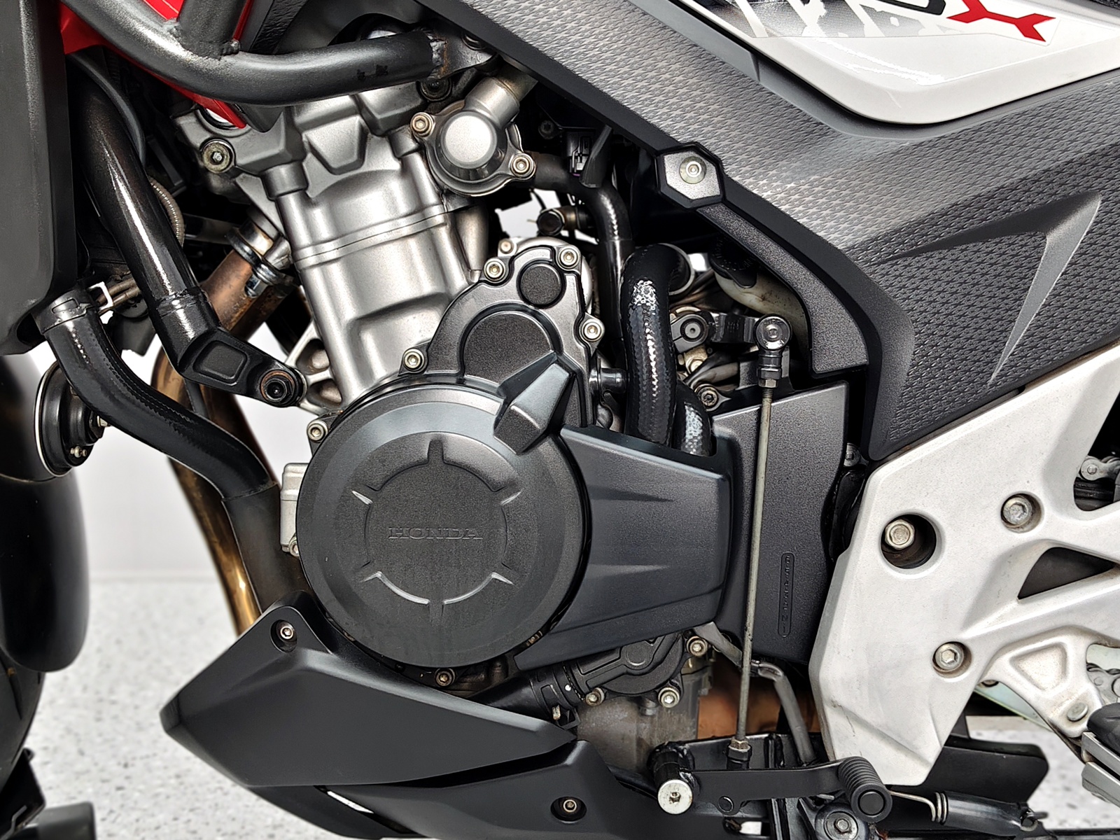 "สายทัวร์ริ่งแต่งจบงบไม่บานปลาย" HONDA CB500X ปลายปี 2015 เต็มยศพร้อมออกทริป 🏍️💨