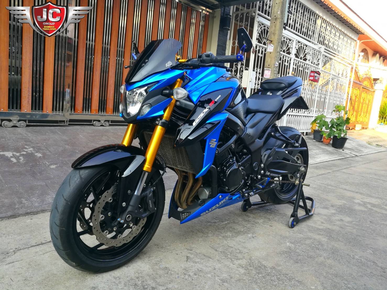 รถบ้านมือเดียว GSX-S750 ABS "Optionsตัวพัน...ราคาเบาๆ"