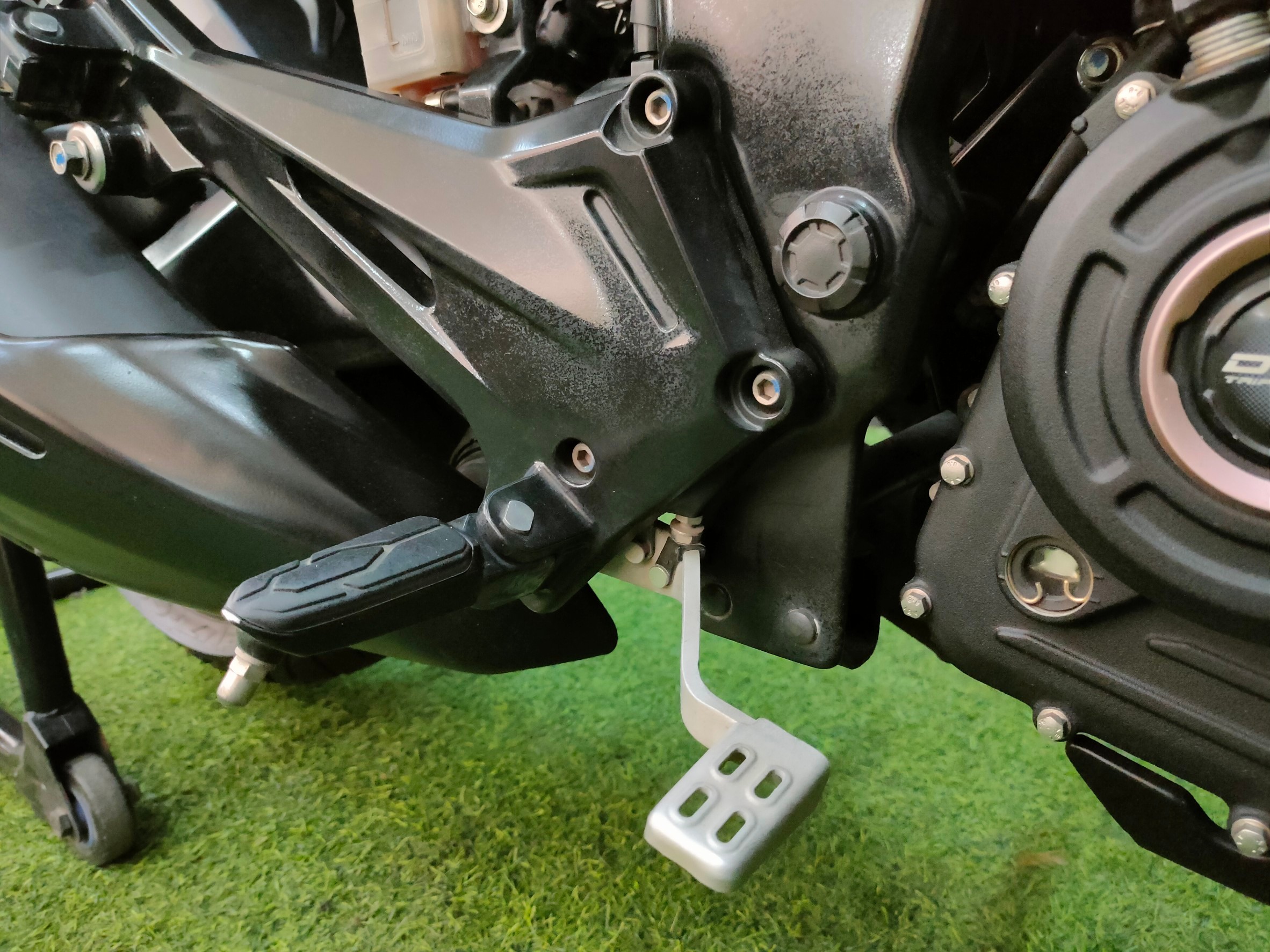 บอกเลย..."ผ่อนถูกกว่าเวฟมือ2‼️" 😱 Naked แต่งทัวร์ริ่ง....DOMINAR D400 จดปี 2020 💸ออกโคตรถูกผ่อนโคตรสบาย💸