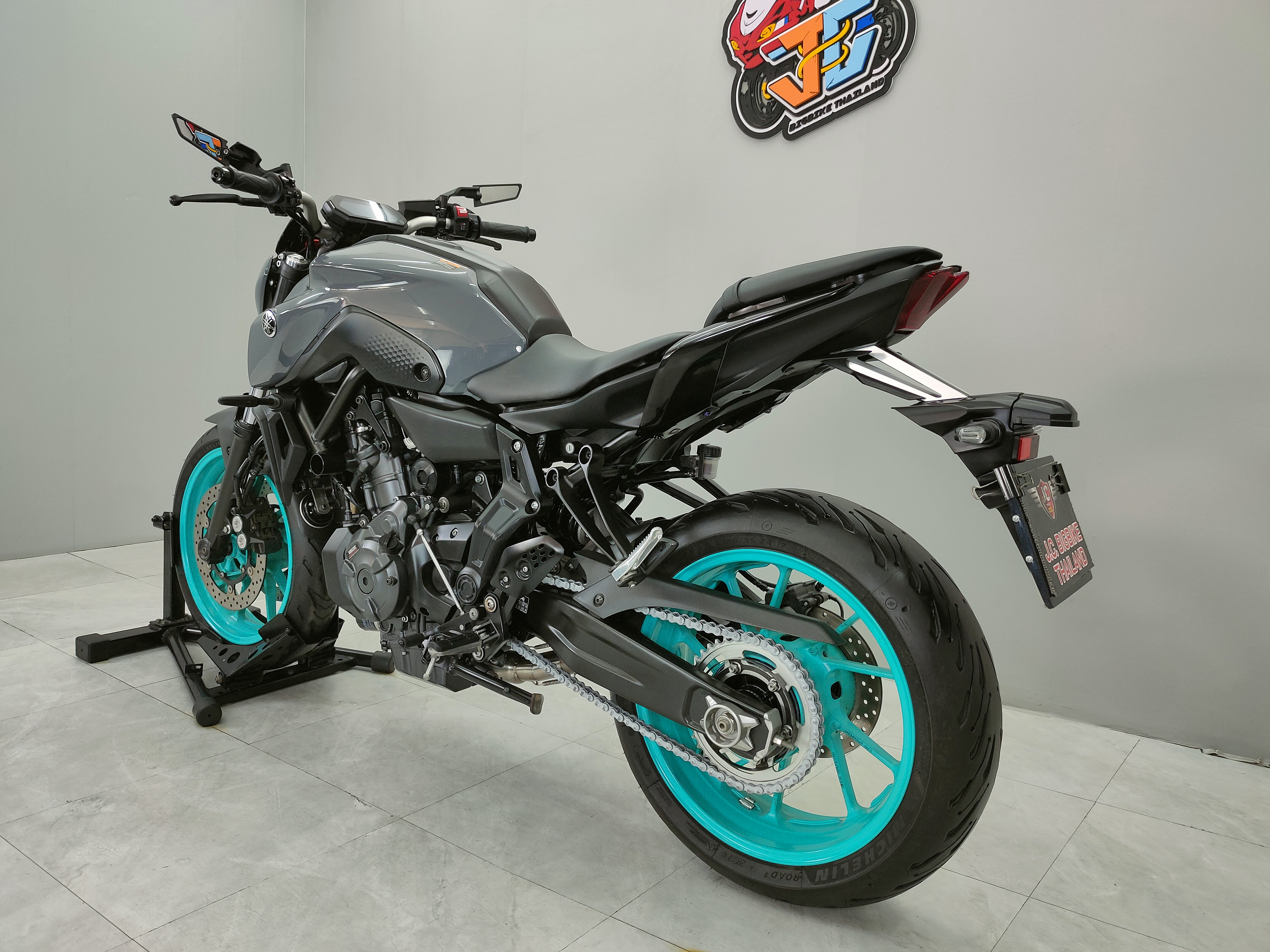 ❌️ ร้าน นี้ ไม่ กรอ ไมล์ ❌ เอเลี่ยนเข้าใหม่ 👽 รถบ้านมือเดียวเช่นเคย‼️YAMAHA MT07 จดปี 2022 พร้อมโปรออกรถเริ่มต้น ⭕ บาท‼️