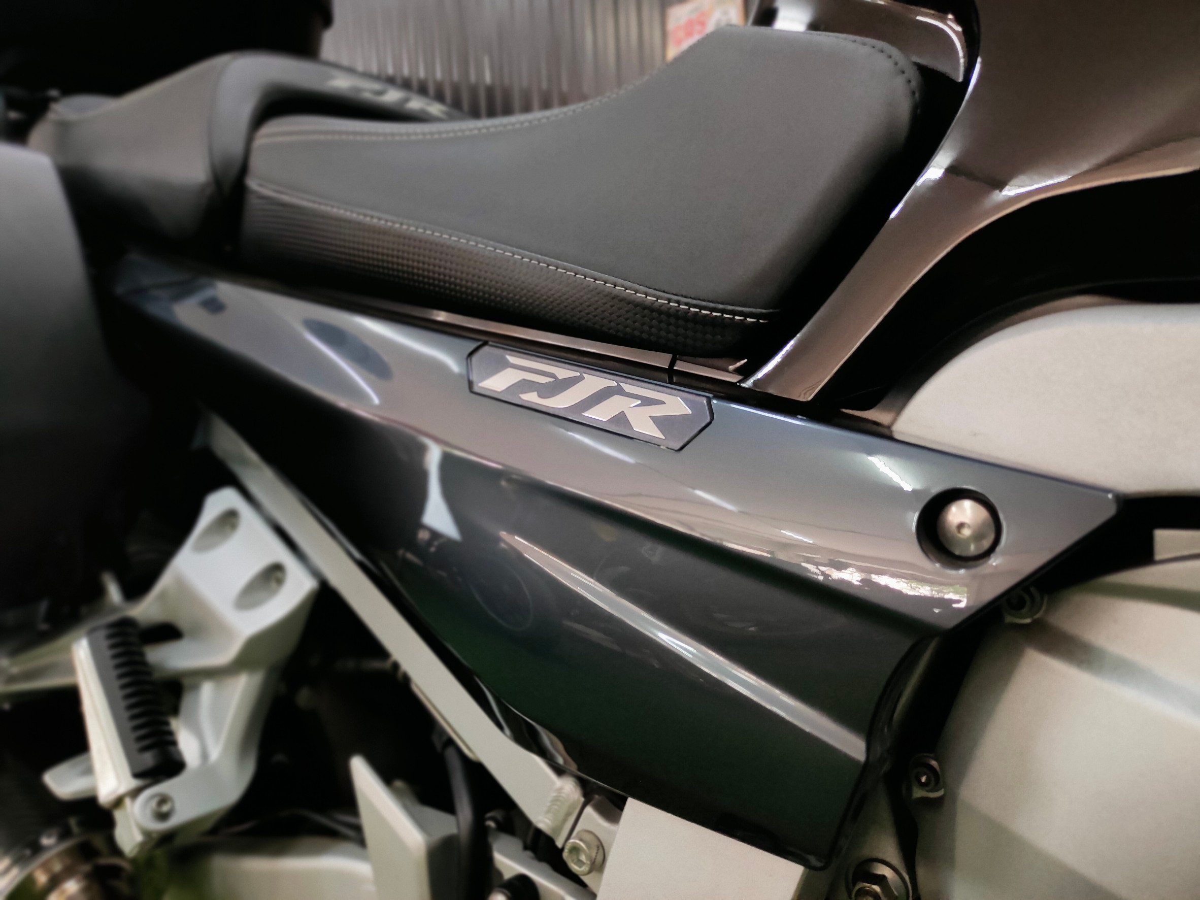 Sport Touring ตัวพรีเมียมจากค่าย YAMAHA รุ่น FJR1300AS ตัวท๊อป Autoclutch ขับเพลาปลายปี 2018 แท้สายจอดไมล์ 2,xxx 😎 โฉมปัจจุบัน...นับคันได้เลย‼️