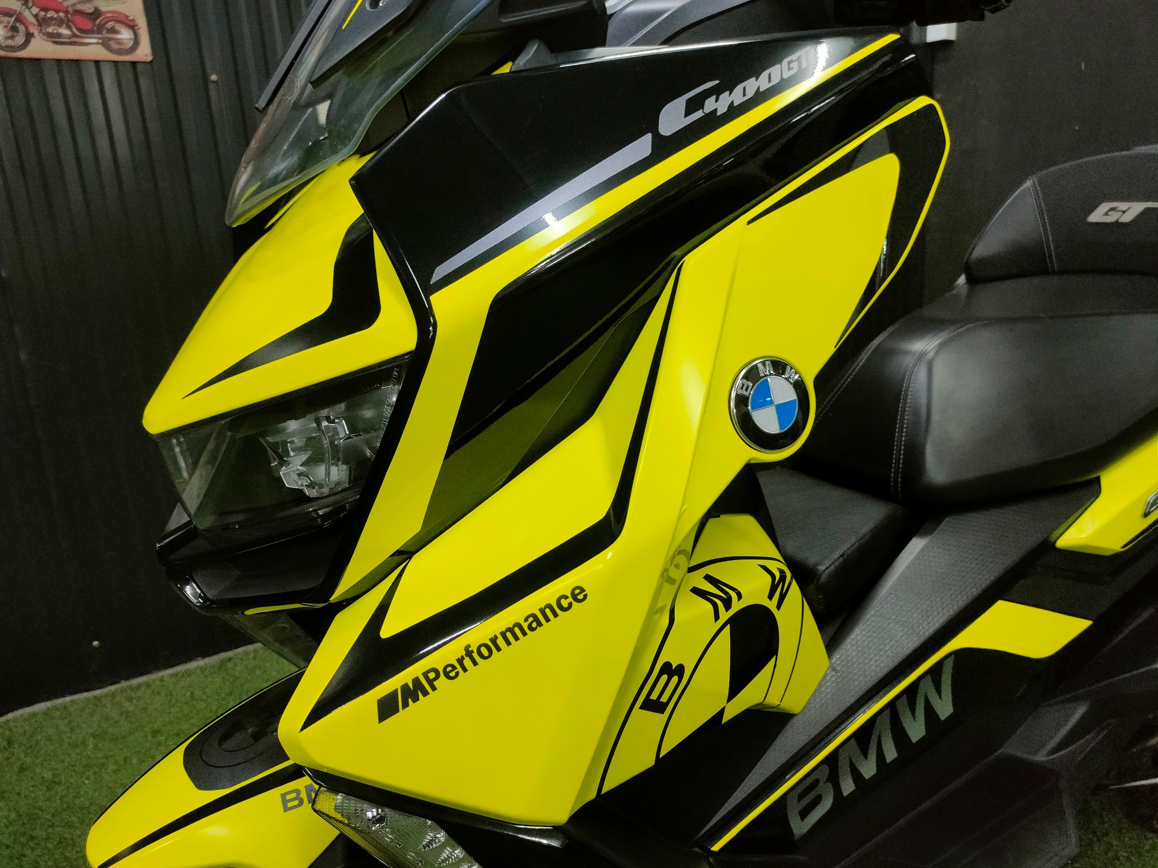 สกู๊ตเตอร์หรูเกรดพรีเมียม BMW C400GT รถปลายปี19 🤩 Warp ลาย Performance+Service เรียบร้อย 👍