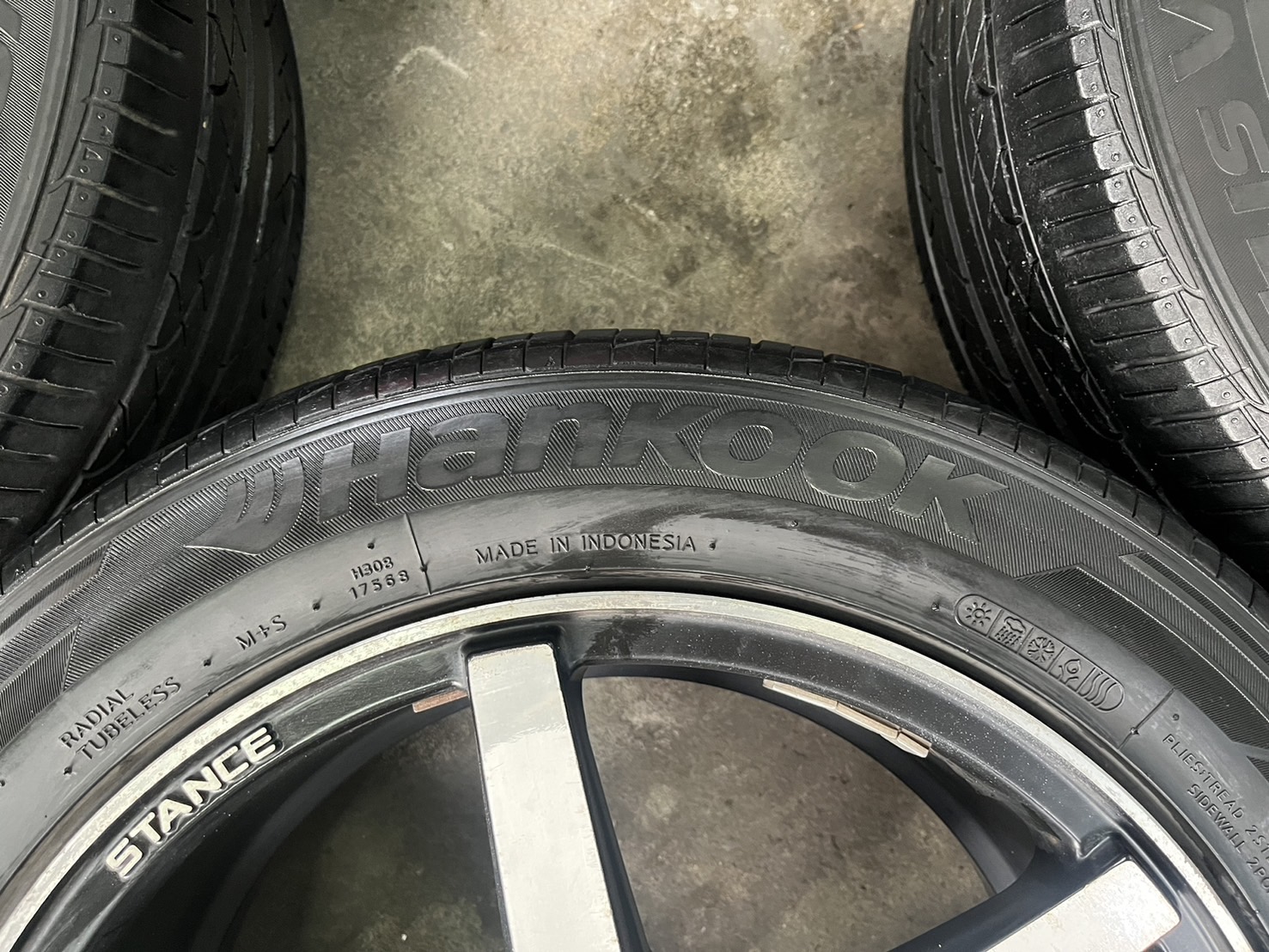 ✨ล้อแม็กแต่ง 4รู100✨STANCE ขอบ 15 ดำหน้าเงา พร้อมยาง 195-55-15 Hankook ปี 19