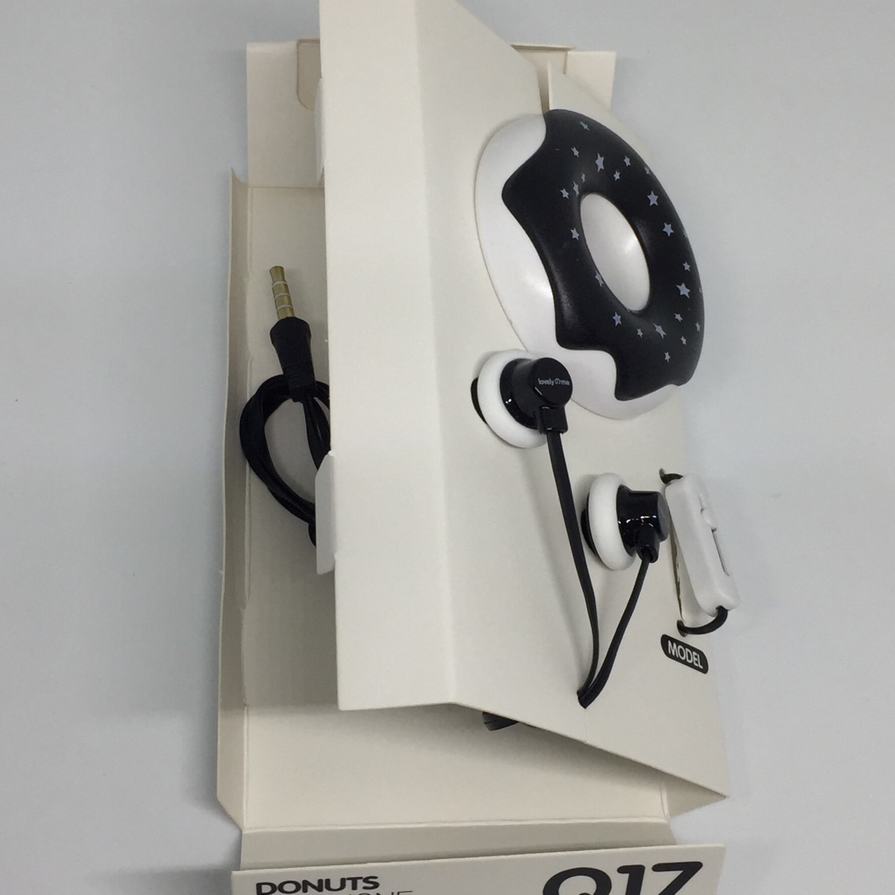ชุดหูฟังลายน่ารัก พร้อมที่เก็บสาย ลายโดนัท