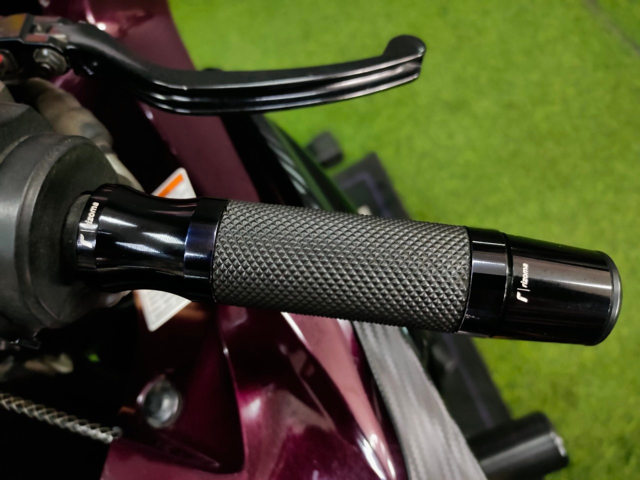 🐬 ได้เวลาโลมาโชว์ตัว #GSX-R1000 สเปค 🇺🇸 จดทะเบียน ธ.ค. ปี 2014 แต่งเต็มพร้อมบิน...ขี่อย่างมันส์‼️