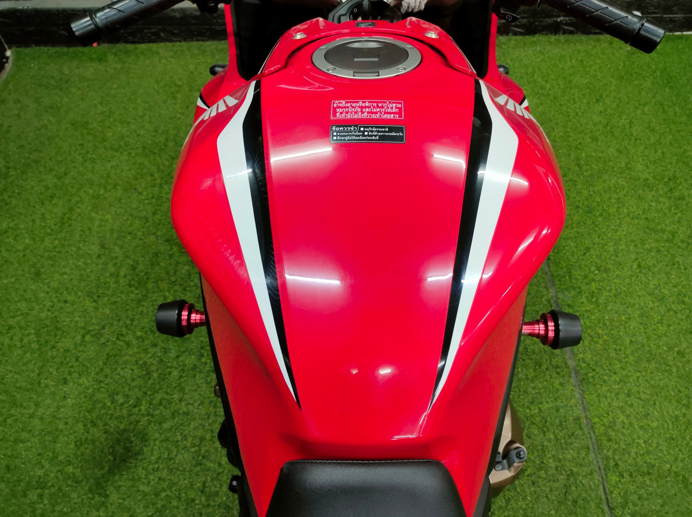 🏍💨💨 โอ้ว.... CBR650R คันนี้พิเศษด้วย ✨Moriwaki Full System✨ จดปี 19 สวยใส...เหมือนเคยจ้า 🤗