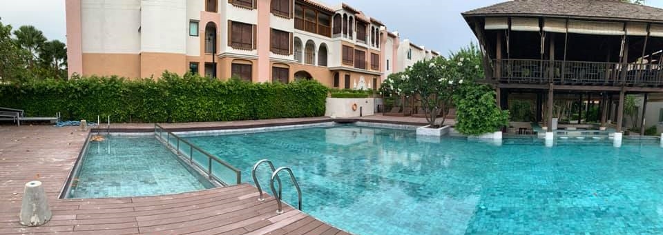 หินปูสระว่ายน้ำ Crystal black sanded โครงการ Palayana Hua Hin Cha-am