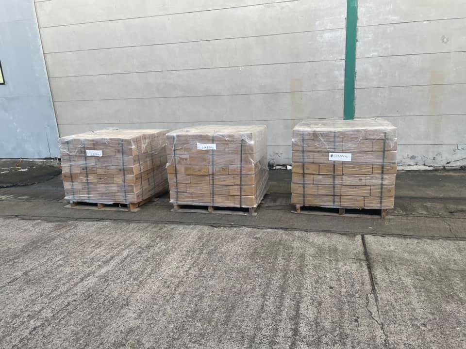 หินปูสระว่ายน้ำ Green Sukabumi บ้านพักอาศัย จ.กระบี่