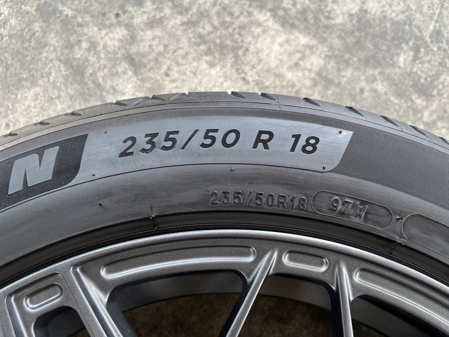 ✨ล้อแม็ก✨5รู114 ขอบ 18 พร้อมยาง 235-50-18 Michelin ปลายปี 20