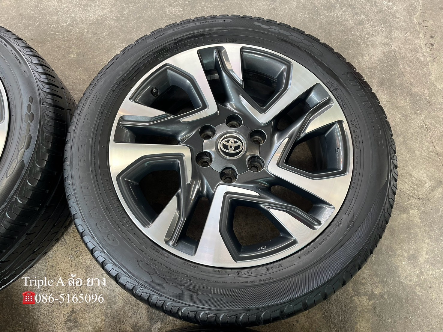 ✨ล้อแม็ก✨Toyota Fortuner Legender ขอบ 20 เทาหน้าเงา พร้อมยาง 265-50-20 Dunlop ปี 21