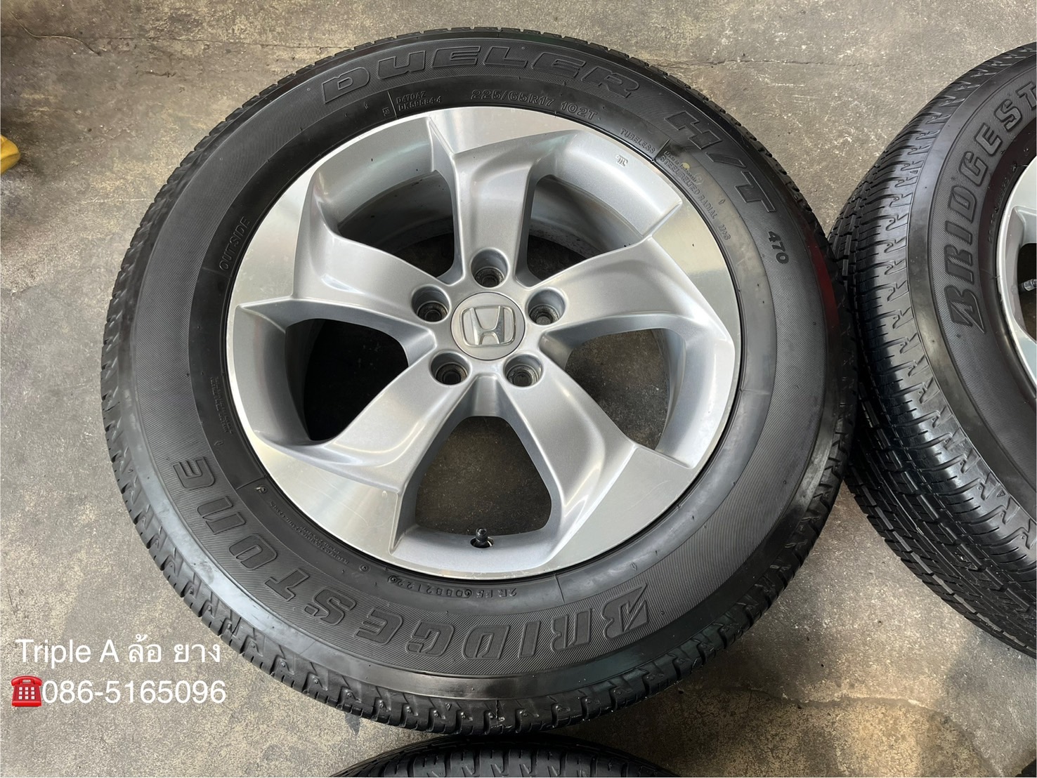 ✨ล้อแม็ก 5รู114✨Honda ขอบ 17 สีบอร์นหน้าเงา แถมยาง 225-65-17 Bridgestone