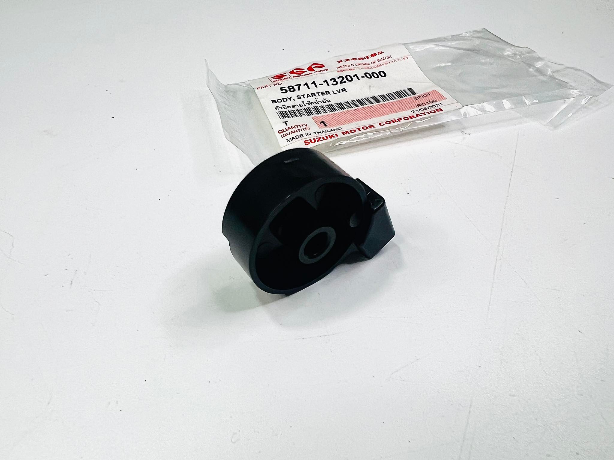 ตัวยึดสายโช๊คน้ำมัน suzuki rc100 แท้