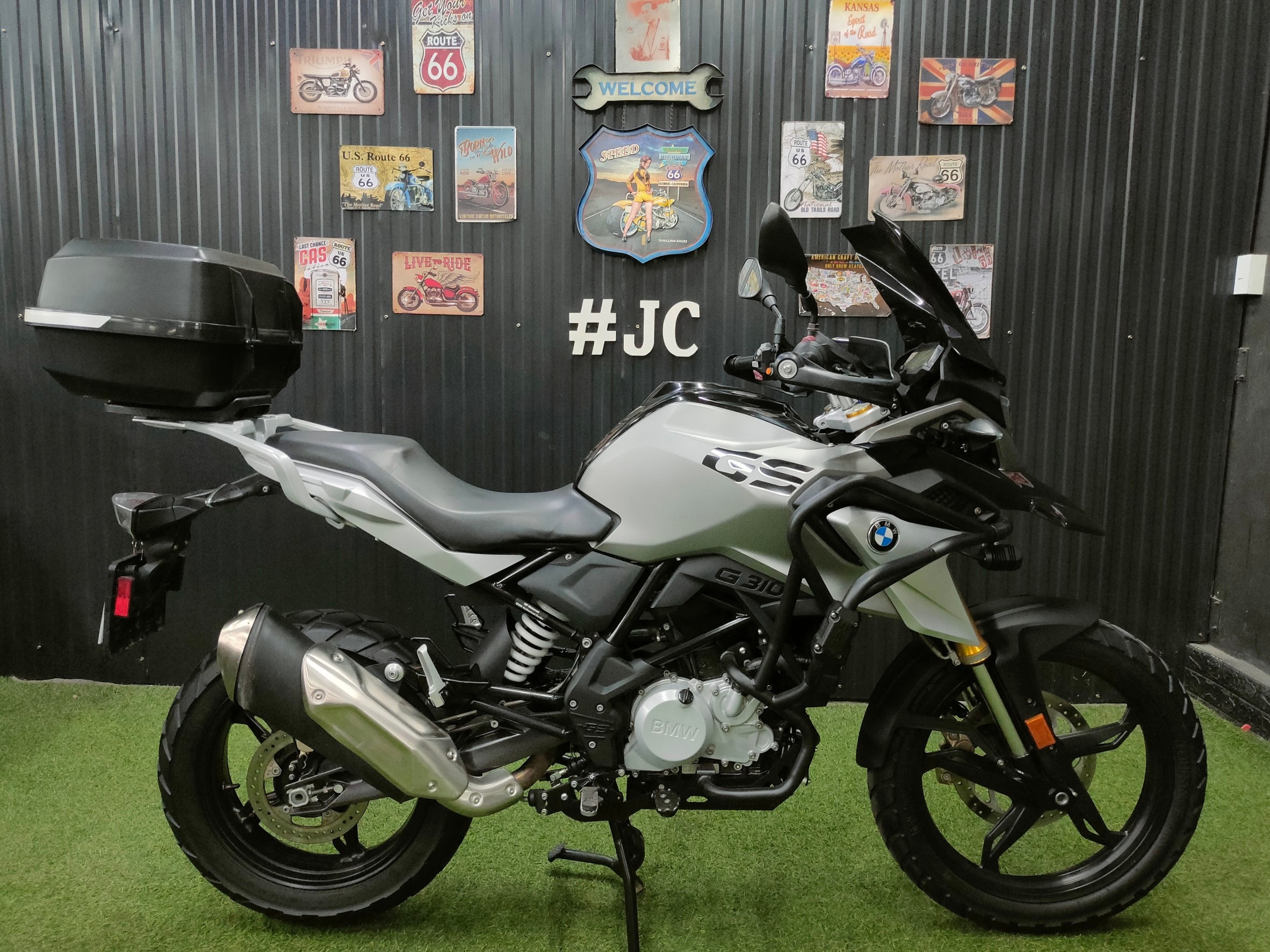 "คันไม่ใหญ่แน่นะวิ⁉️ เบาๆ สบายๆ ราคากันเอง 🤗 Gs310r รถปี18 สวยโดนใจของแต่งรอบคัน “โปรโคตรแรง"🔥🔥