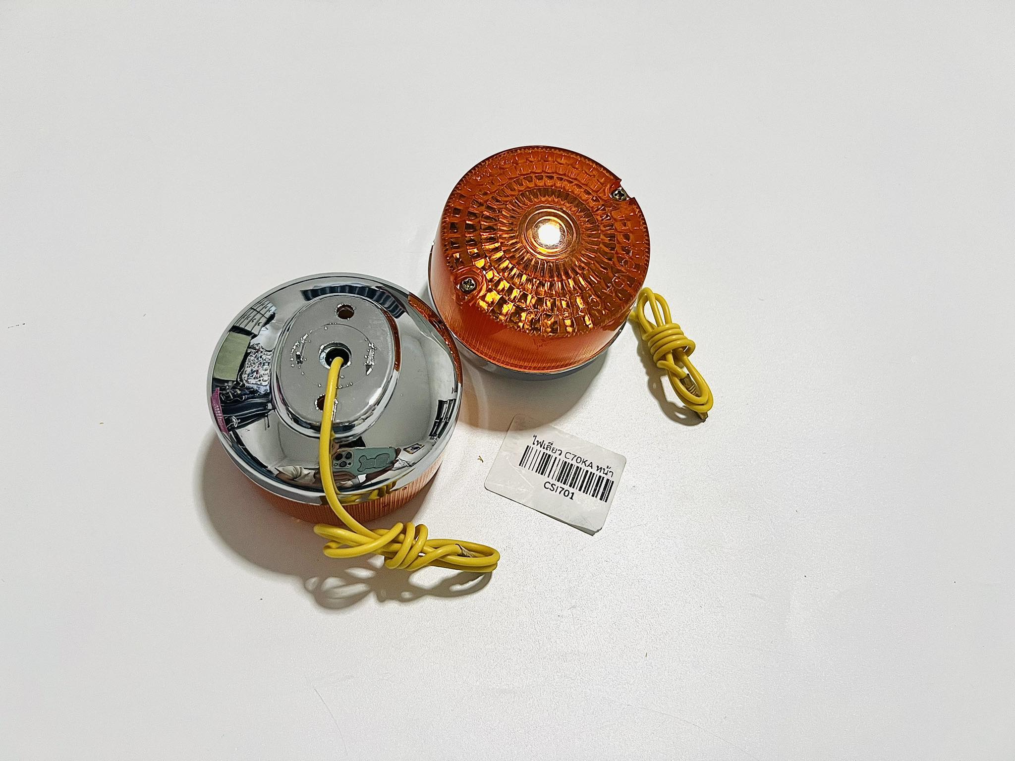 ไฟเลี้ยวหน้า C70 KA พลาสติกชุบ บ21