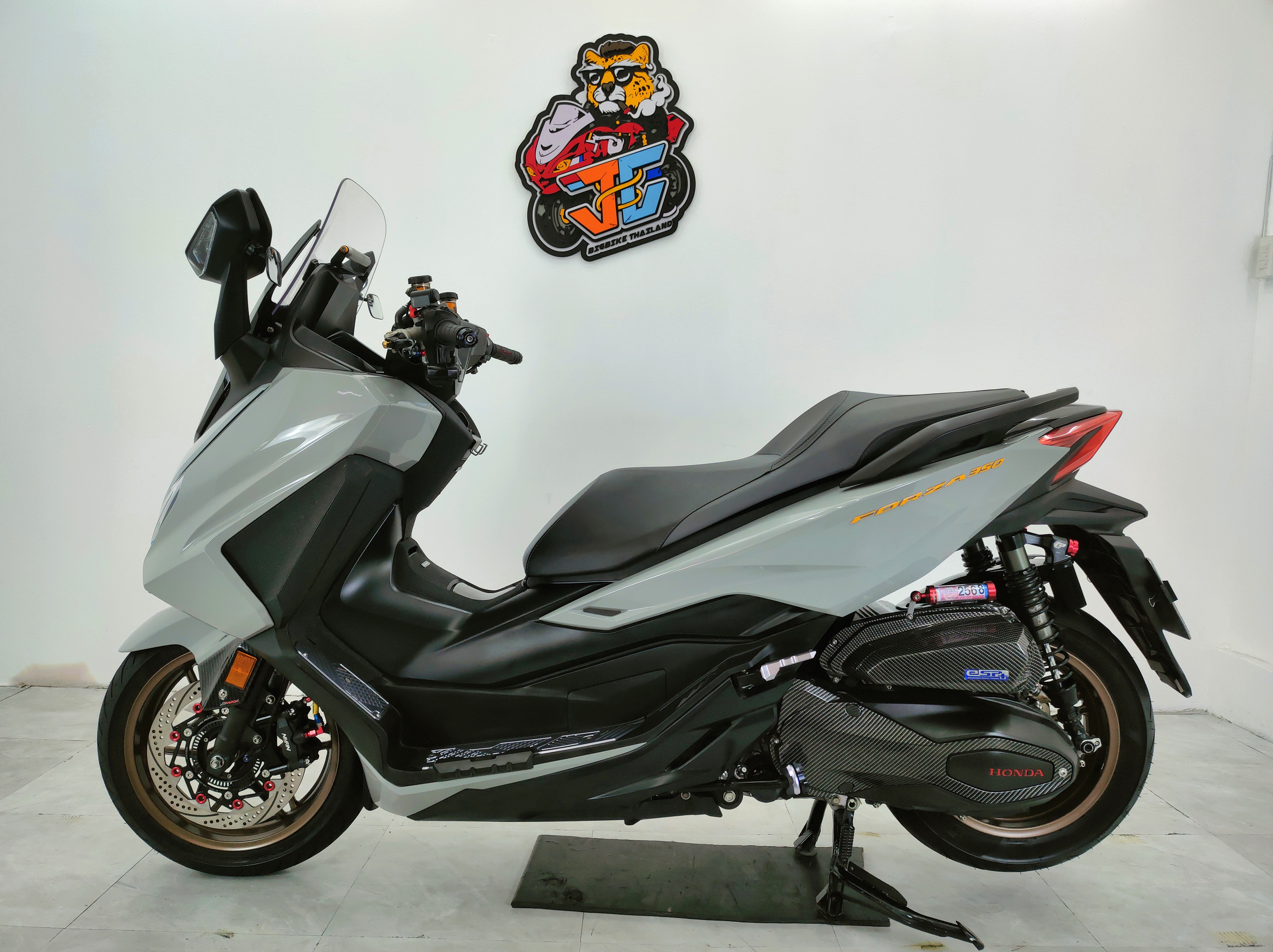 เนี๊ยบจิงคันนี้ 📢 Honda FORZA 350 RoadSync ปี2023แท้ แต่งครึ่งแสน‼️