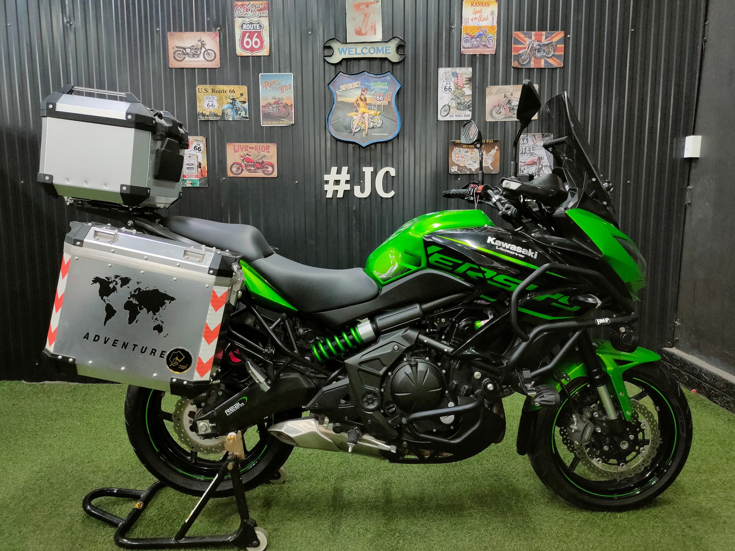 Touringค่ายเขียวมาแว้ว...คันนี้บอกเลยว่า ครบองค์‼️ KAWASAKI VERSYS650 Abs Edition จดปี 2017 "ใส่เกราะครบ รบฝถพร้อมใช้...จัดไปหน้าหนาวนี้ 😘"