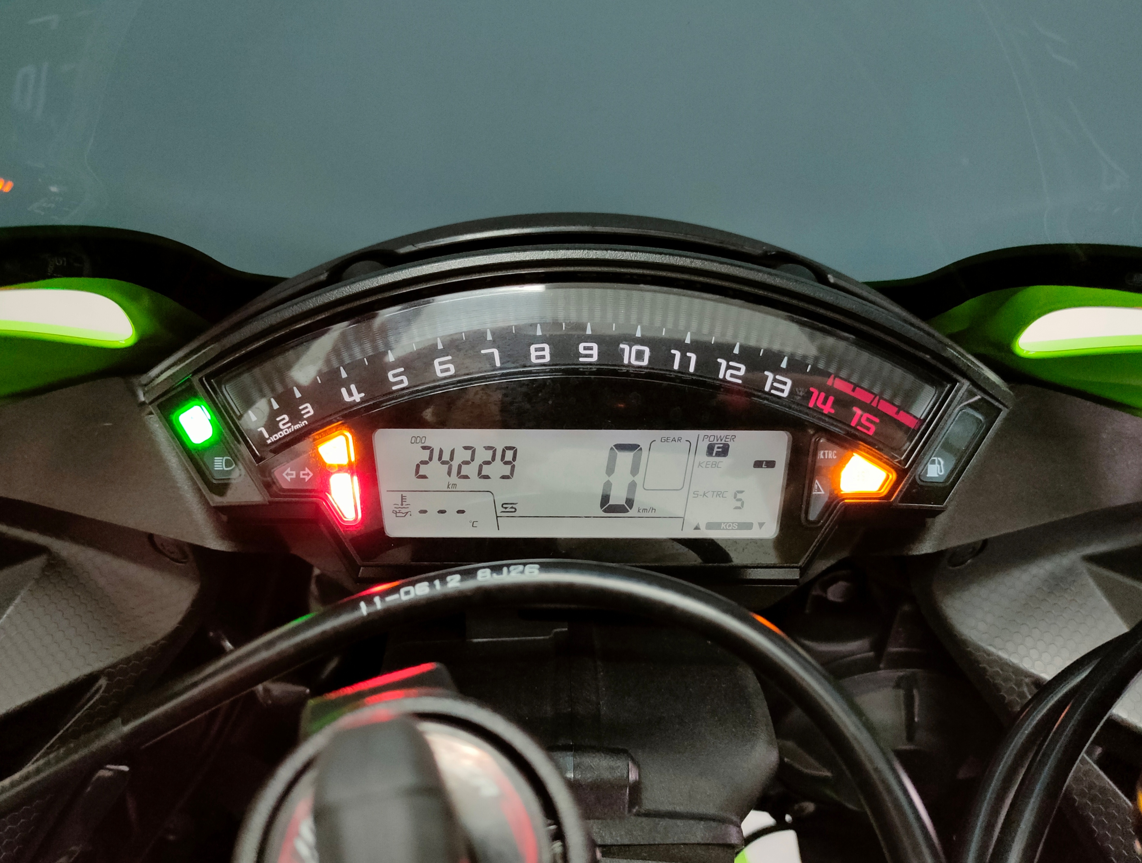 😎 ฝา แดง ดิ ว่ะ ⁉️ KAWASAKI Zx10r 💢ฝาแดง💢 จดปี 2020 โมเดล18 "มือเดียวออกห้าง" พร้อมหล่อ