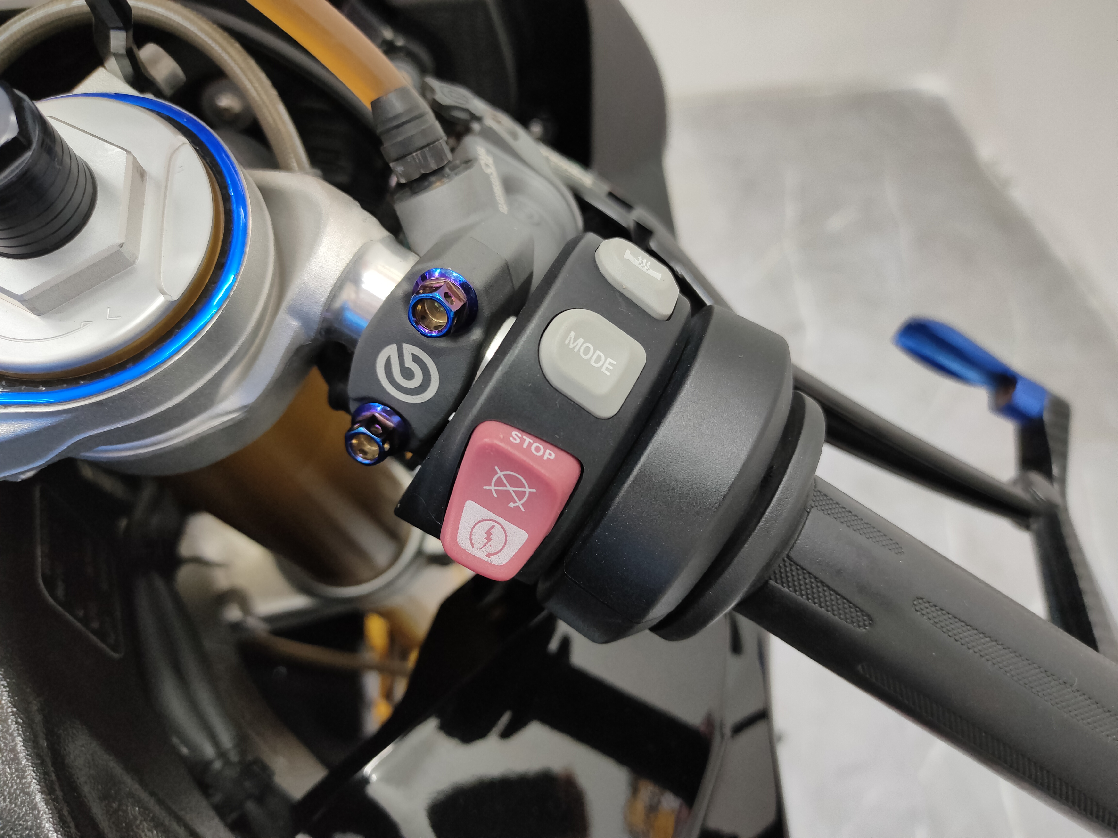 ❗เรียกผมว่า...ไอ้จ๊าบ 👽 เพราะผมมีแต่ของแต่งเท่ห์ๆ 🦈 BMW S1000RR จดปี 2019 โมเดล 2017_รถบ้านมือเดียว_ขี่หล่อได้เลย 💨