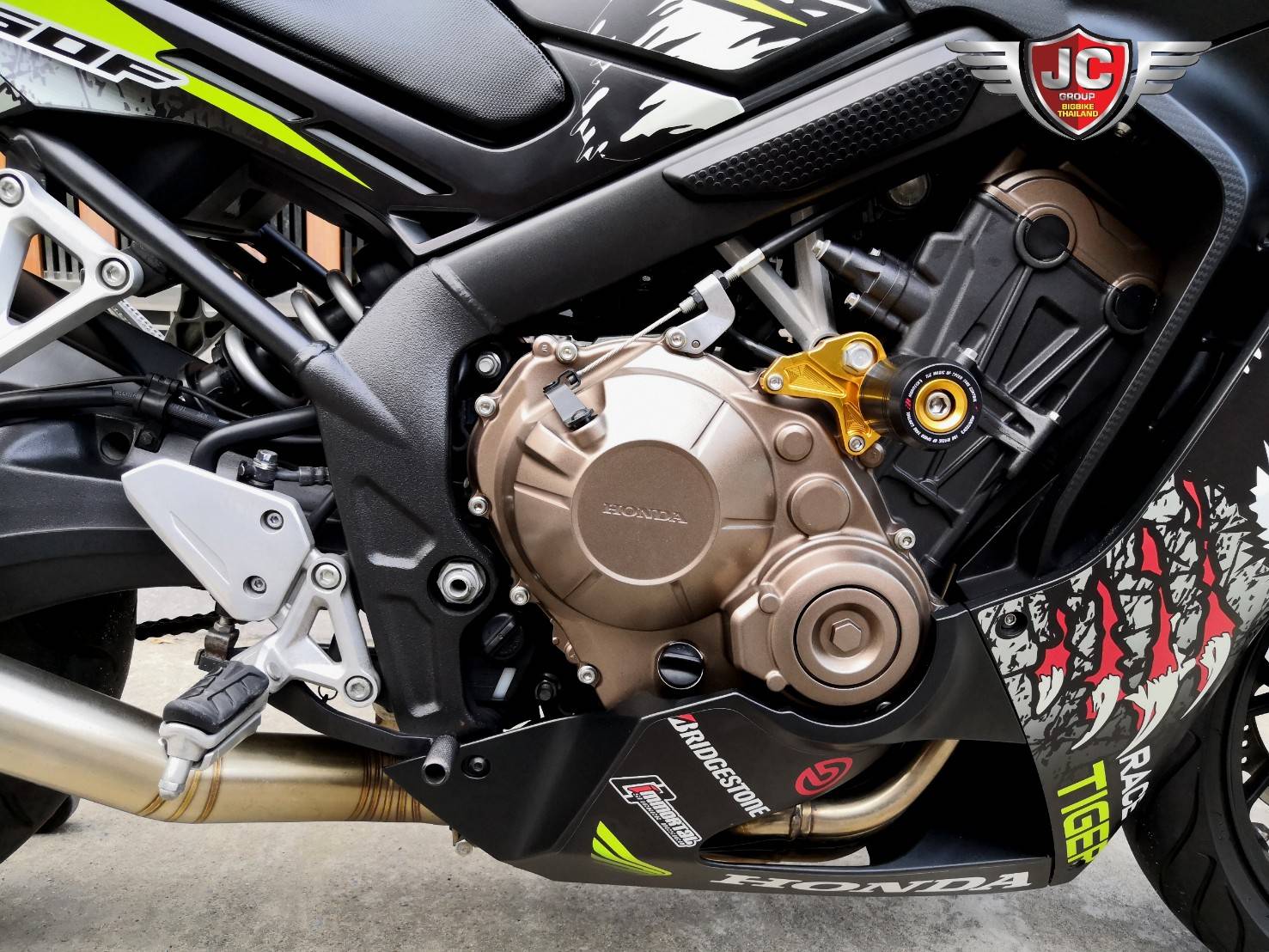 👉🏻👉🏻CBR650F👈🏻👈🏻รถสวยมือเดียวแต่งหล่อๆ