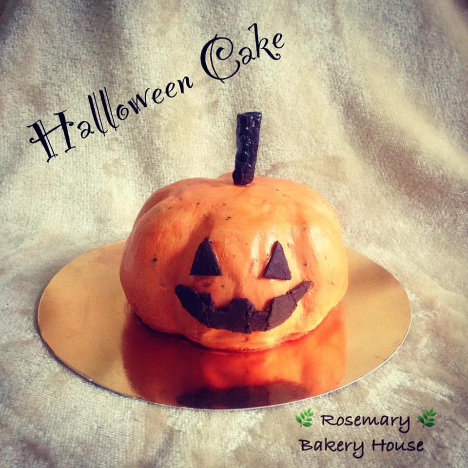 เค้กเค้กฮาโลวีน 2019 (ขนาด 1/2 ปอนด์) 2 ชั้น / Halloween Cake (1/2 Pound) 2 Layers