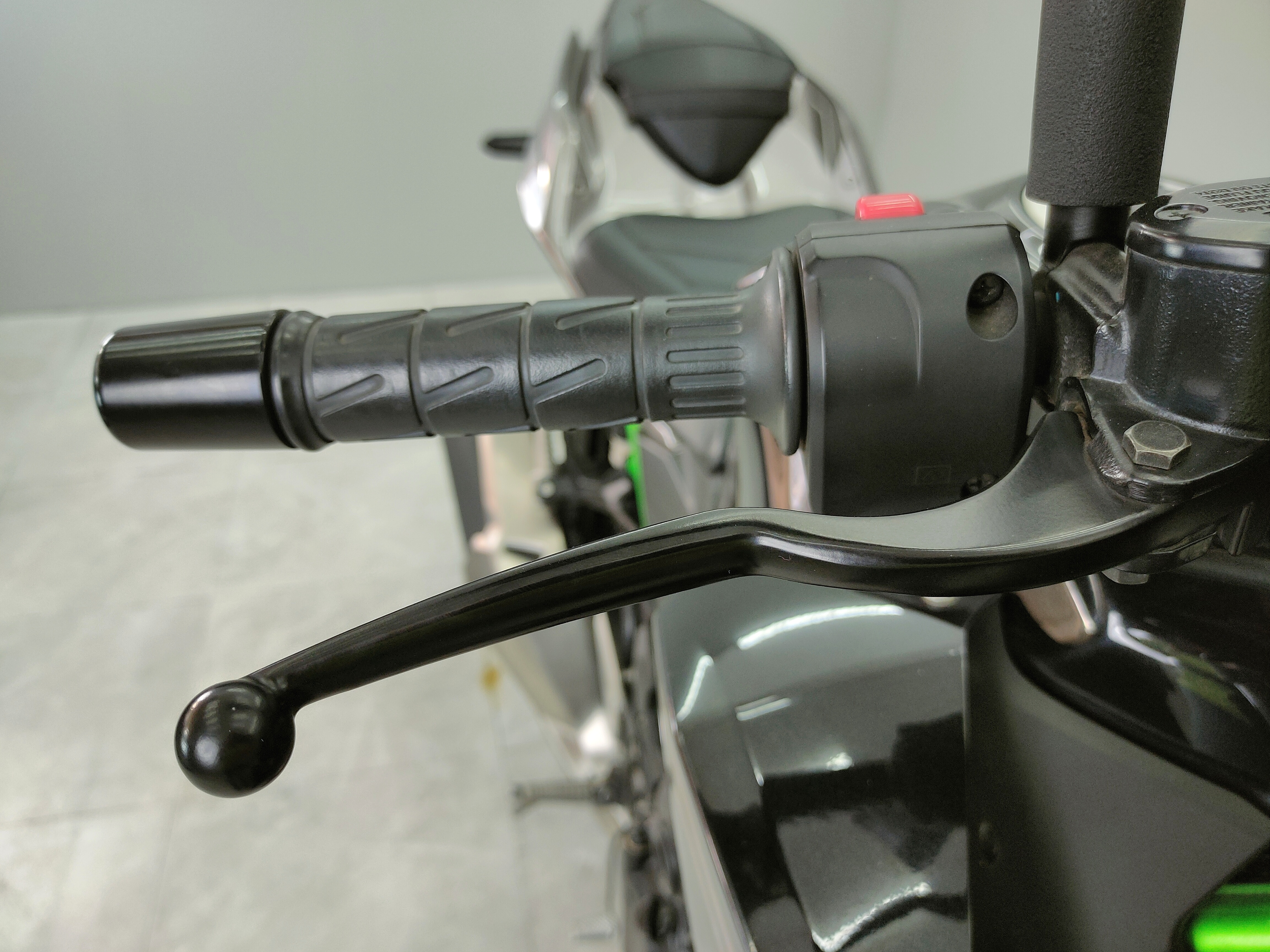 ใช้น้อยเกิ้น 3 พันโลแท้ 😬 KAWASAKI Z400SE ABS ปลายปี 2021 มือเดียวสวยใส