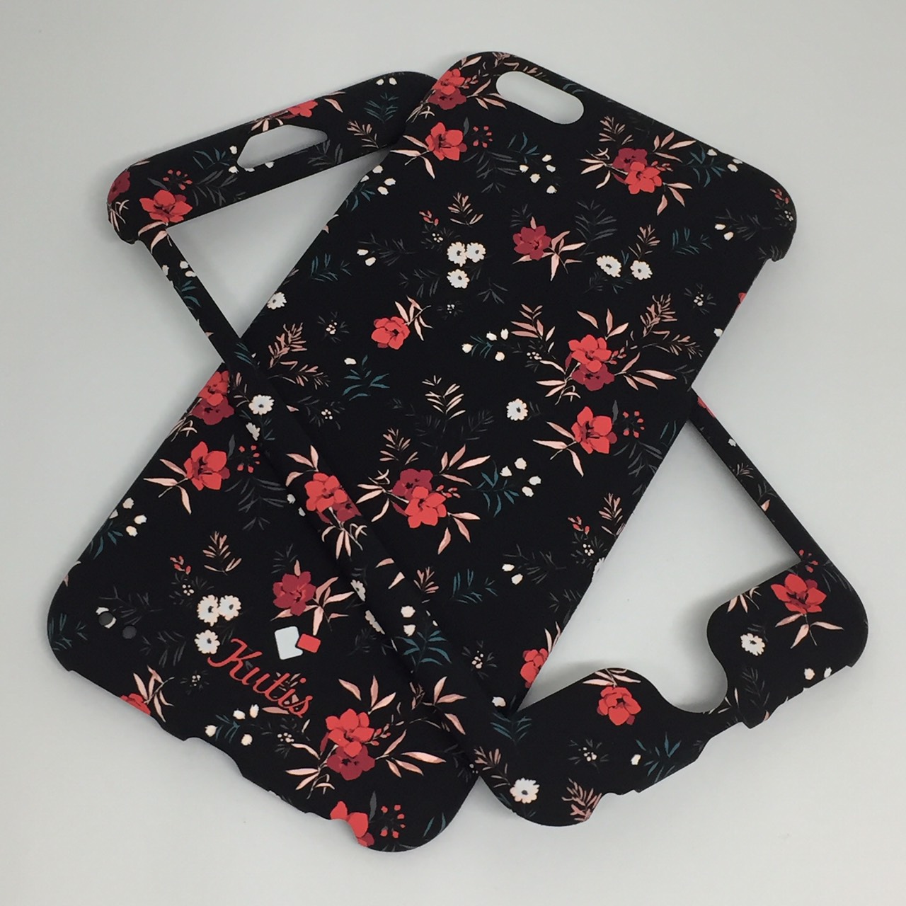 เคสคูทิส (Kutis) ไอโฟน6พลัส,6Sพลัส(ลายดอกไม้ดอกสีแดง)