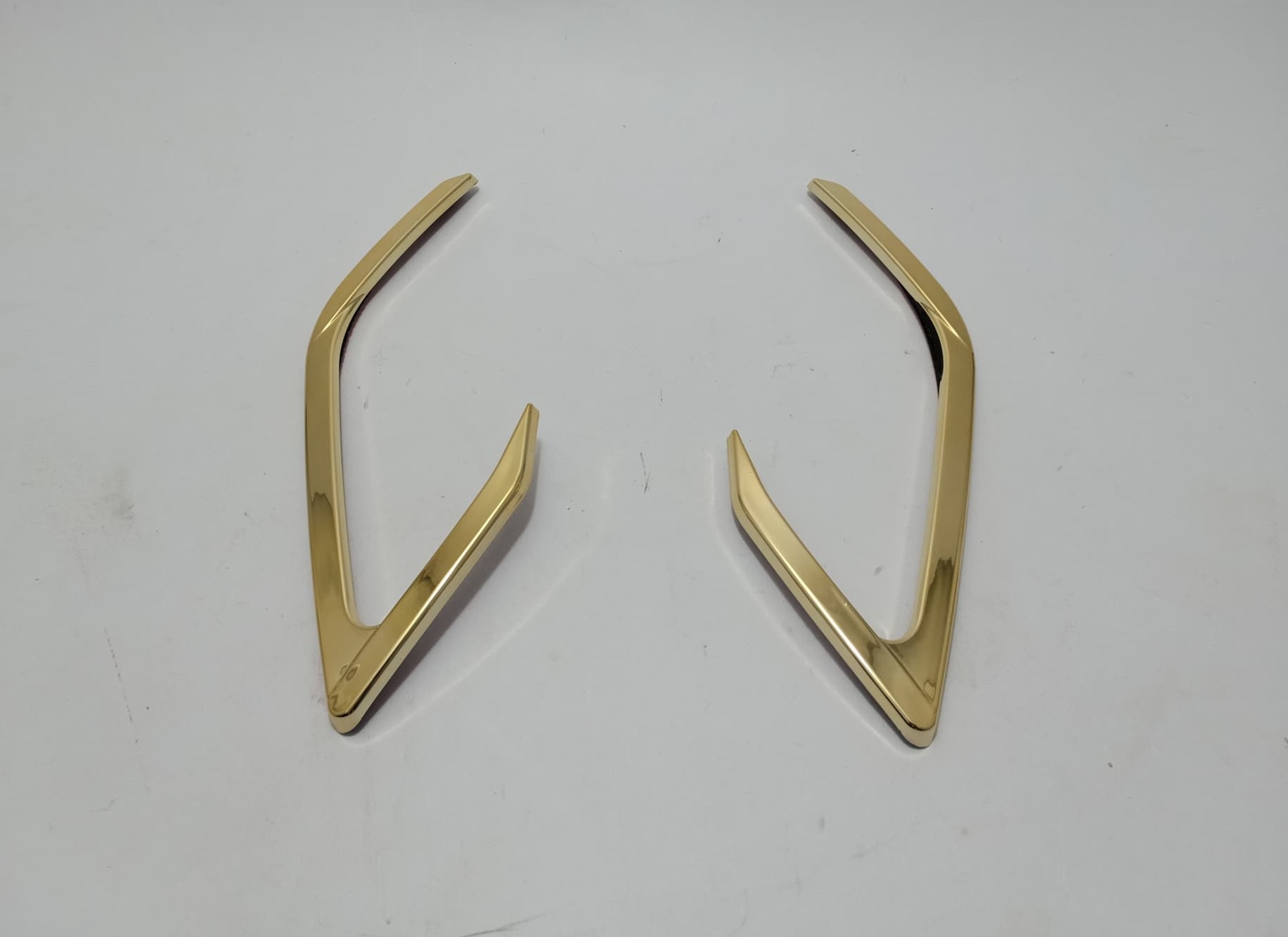 คิ้วไฟเลี้ยวหน้ามอเตอร์ไซด์แกรนฟีลาโน่