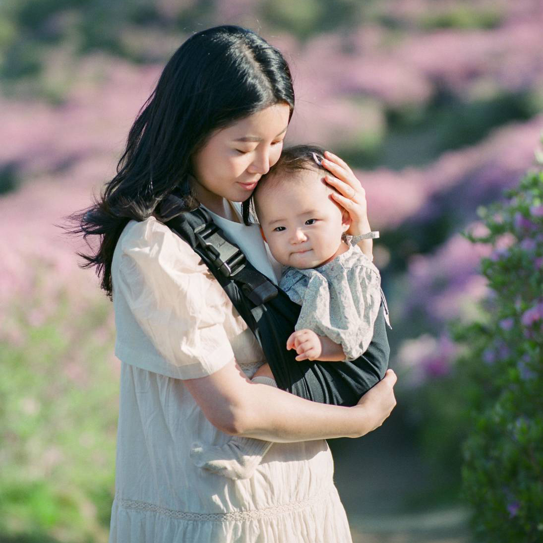 *ลด20% - 30 ก.ย.*CHERINETTE (เชอร์ริเนท) ผ้าอุ้มลูก รุ่น Pocket sling เป้อุ้มที่ได้รับการโหวตอันดับ 1 ทั้งด้านดีไซน์และการใช้งาน (KOREA) ใช้ได้ตั้งแต่น้องแรกเกิด รองรับน้ำหนักได้ถึง 18 kg.