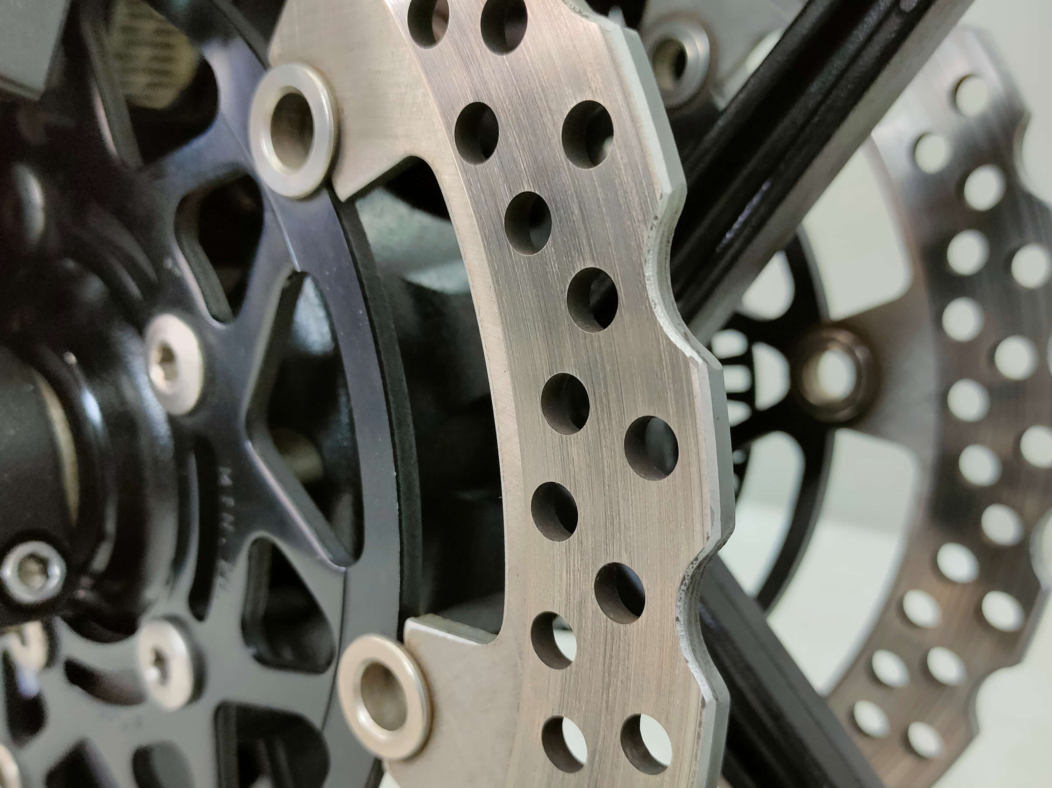 หนุ่มหล่อมาดเข้มมาแว้ว 😎 KAWASAKI ZX6R จดกลางปี 2020 "จัดทรงพร้อมซิ่ง"