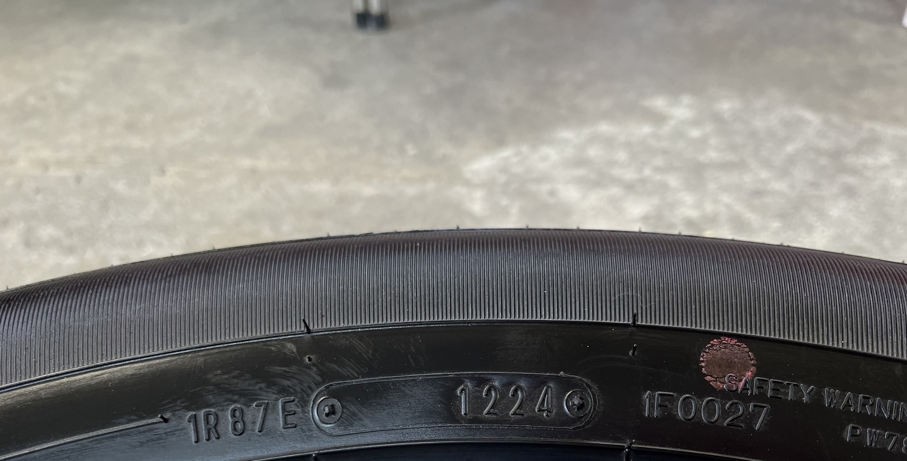 ✨ยางน้องๆป้ายแดง✨265-50-20 Dunlop♨️ปี24♨️สวยกริ๊บ🚘เหมาะสำหรับ รถกระบะตัวสูง และ SUV ทุกรุ่น