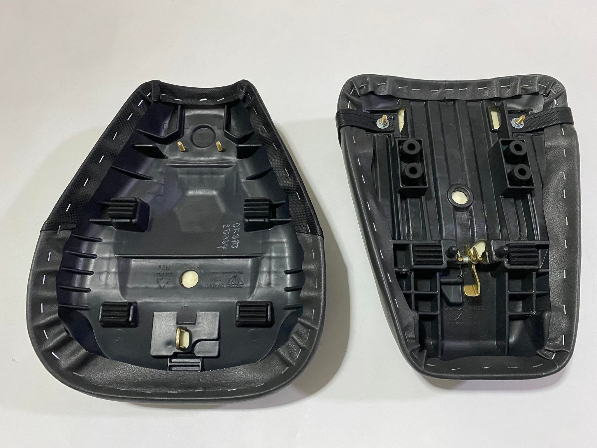 เบาะดรีมซูปเปอร์คลับ 2018 หน้า+หลัง 2 ท่อน รุ่นไฟกลม สีน้ำตาล