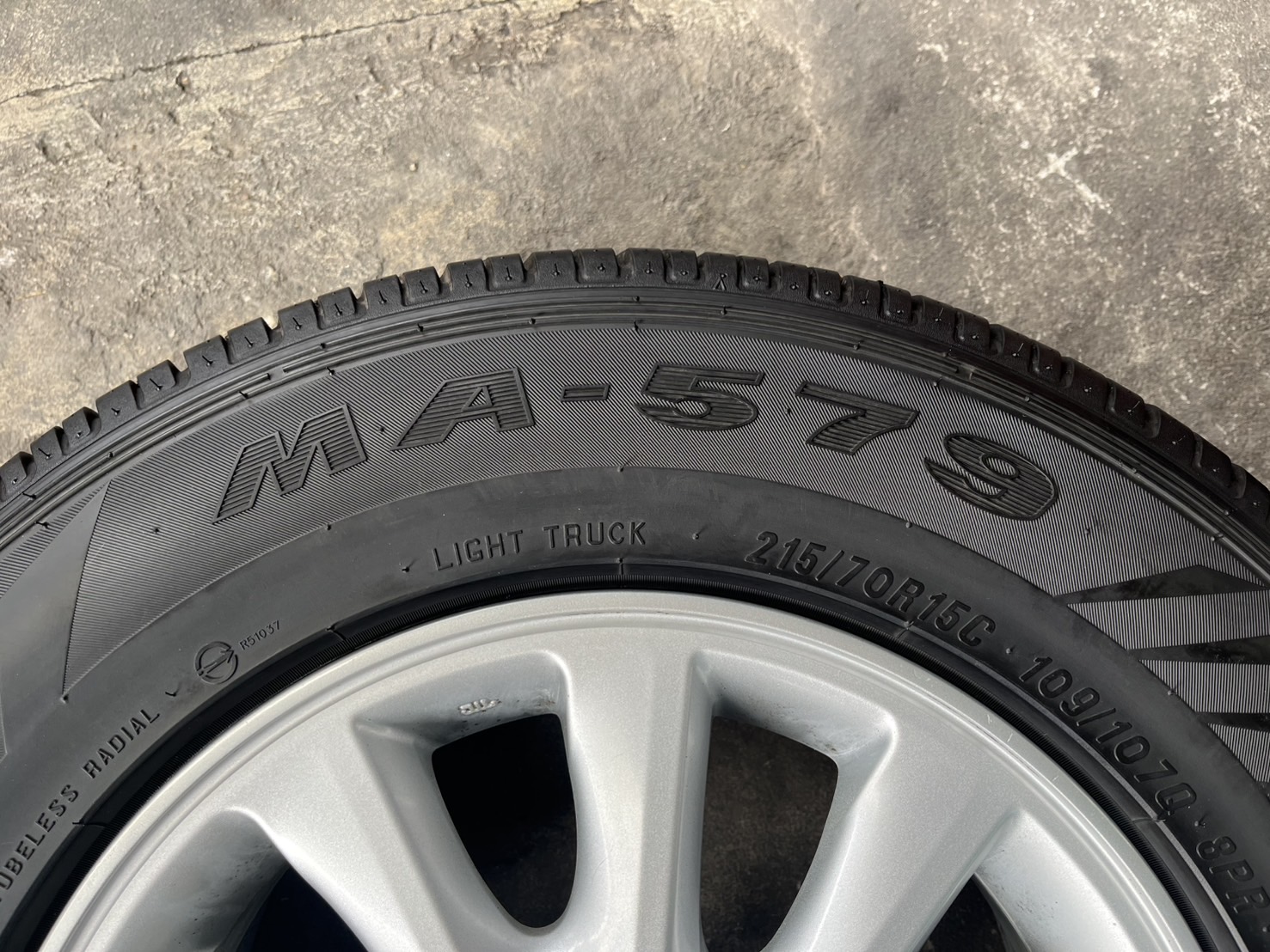 ✨ล้อแม็ก 5รู114✨Toyota ขอบ 15 พร้อมยาง 215-70-15 Maxxis🌟ปี 23🌟
