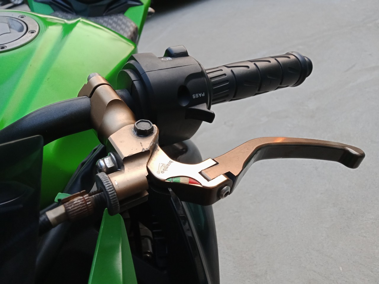 "รถเกรดB_มีดีที่ราคา"‼️ KAWASAKI Z300abs ปี16 กับโปรโมชั่นสุดว้าว 😲 ออกรถ ⭕ บาท