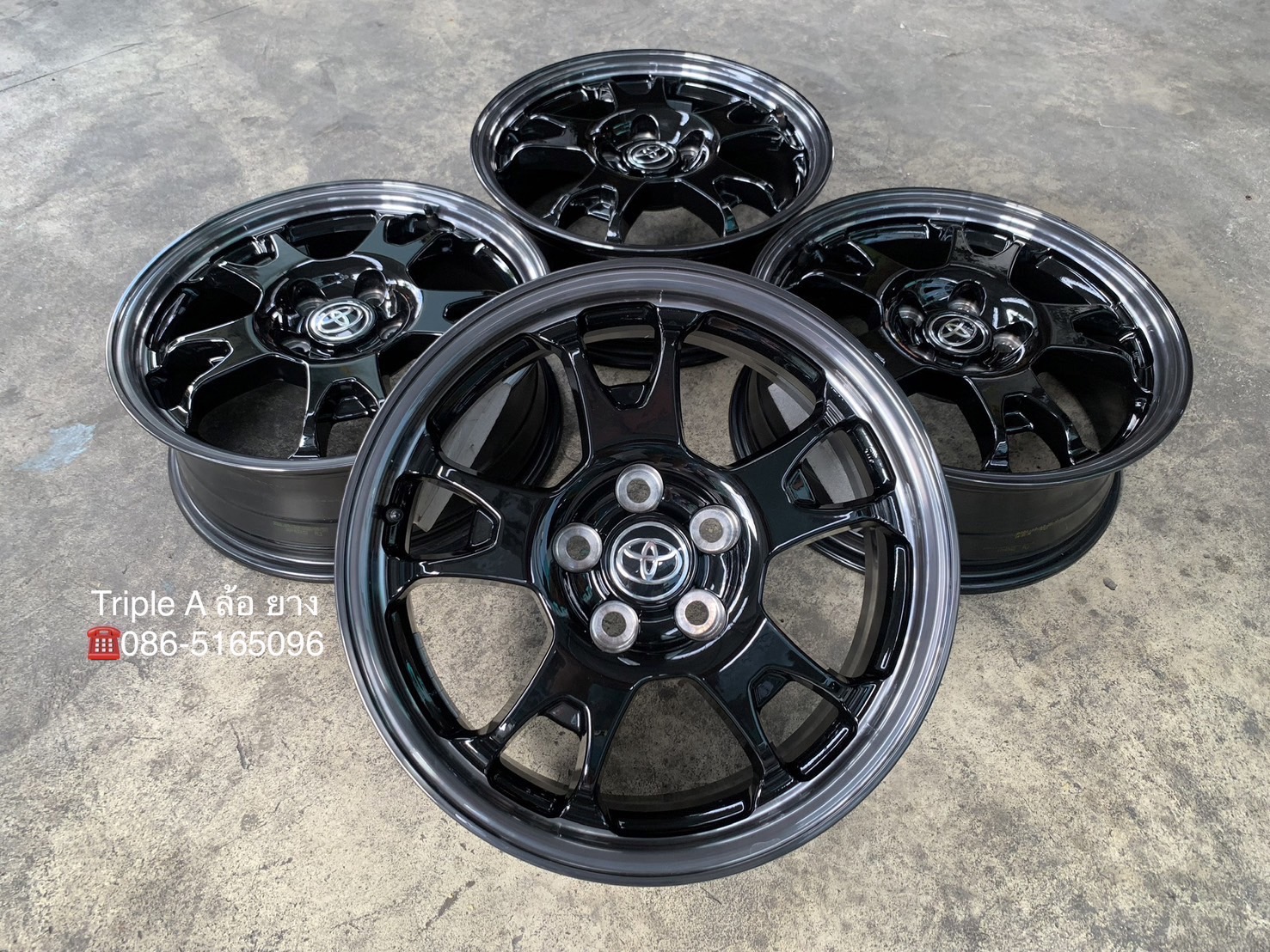 ✨ล้อแม็กป้ายแดง✨Toyota Revo GR Sport ขอบ 17 ดำขอบชา💖สวยกริ๊บ💖