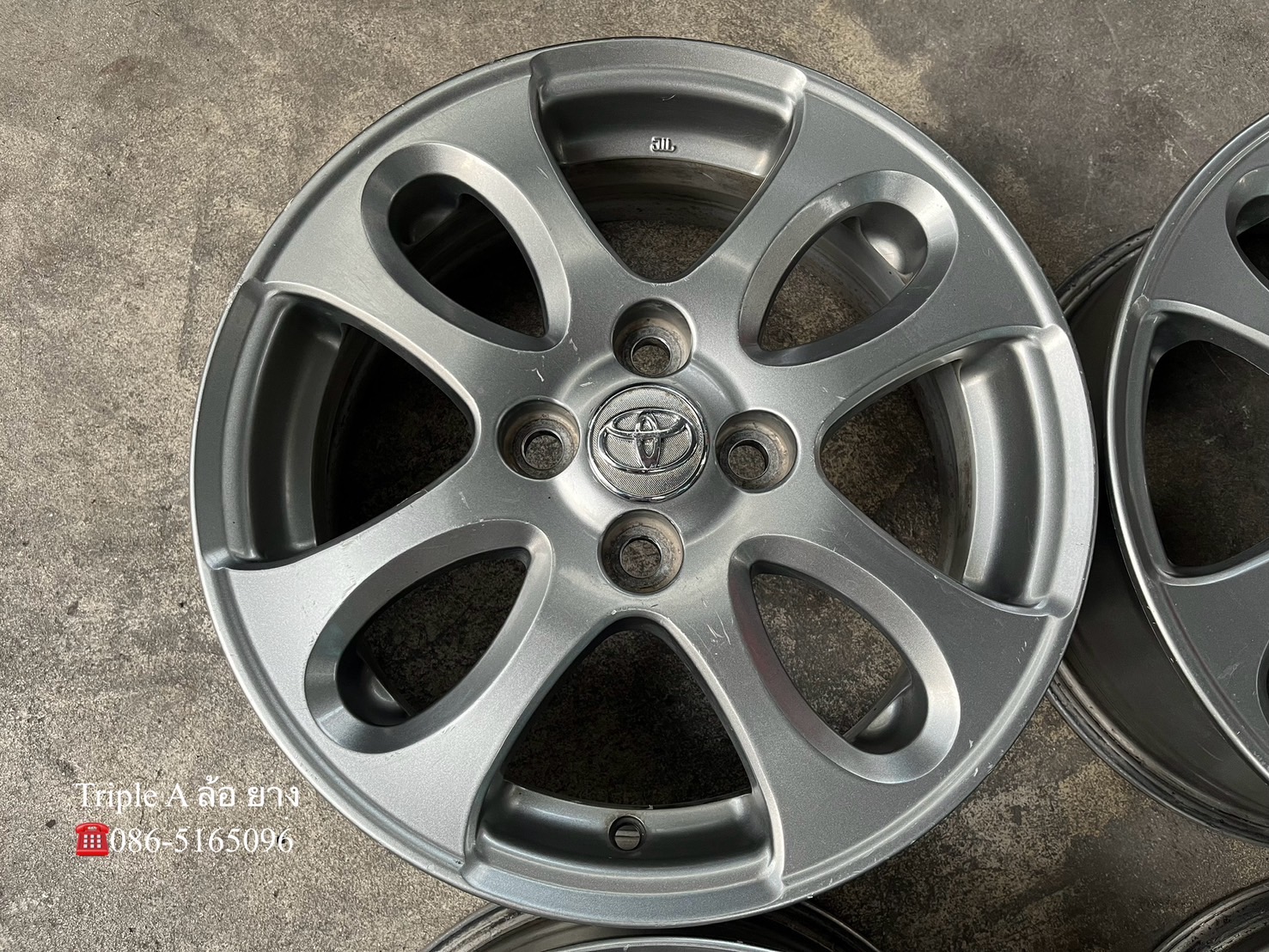 ✨ล้อแม็ก 4รู100✨Toyota Vios รุ่นพิเศษ ขอบ 15 สีเทา