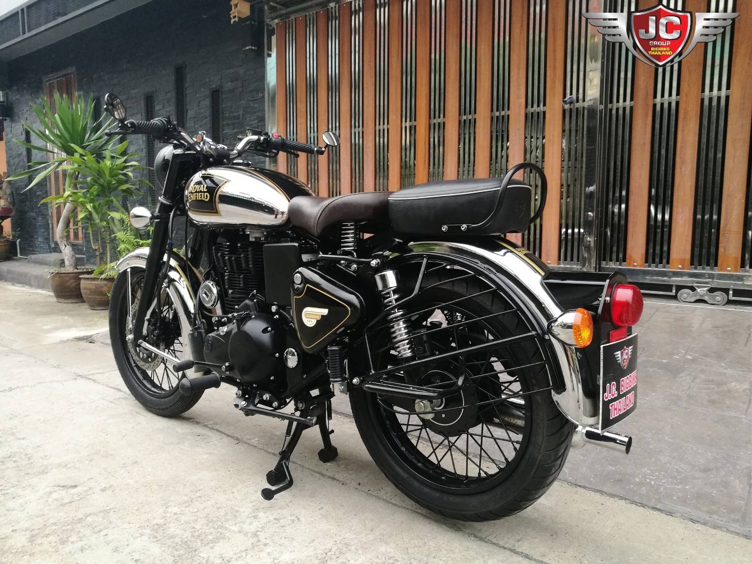 "รถ 1 เดือน"Royal Enfield รุ่น Classic500/2019 ไมล์แท้ 502 KM.