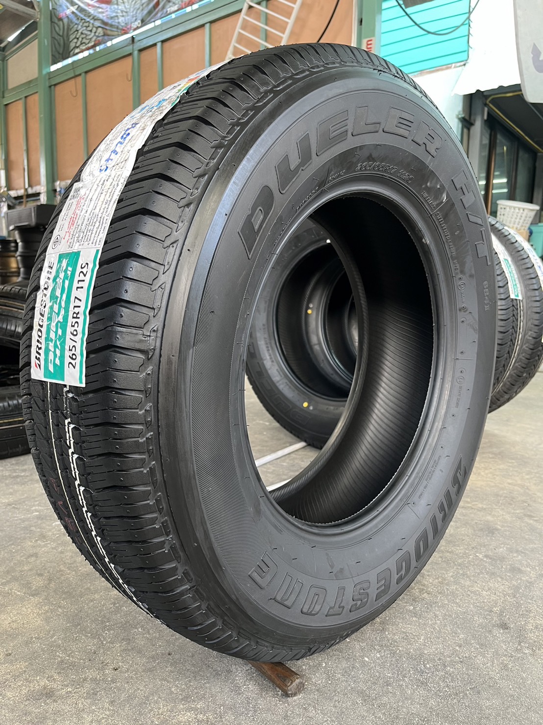 ♨️ปี 24♨️✨ยางใหม่💯265-65-17 Bridgestone🚘เหมาะสำหรับ รถกระบะตัวสูง และ SUV ทุกรุ่น