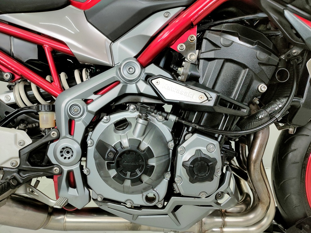 สุดยอดรถตลาดมาพร้อมโปรแรง...." มาแต่ตัวกับ❤️🔥ก็พอ‼️" KAWASAKI Z900 SE จดกลางปี2020 มือเดียวป้ายแดง ทรงแบบนี้ขี่ใช้กันยาวๆ