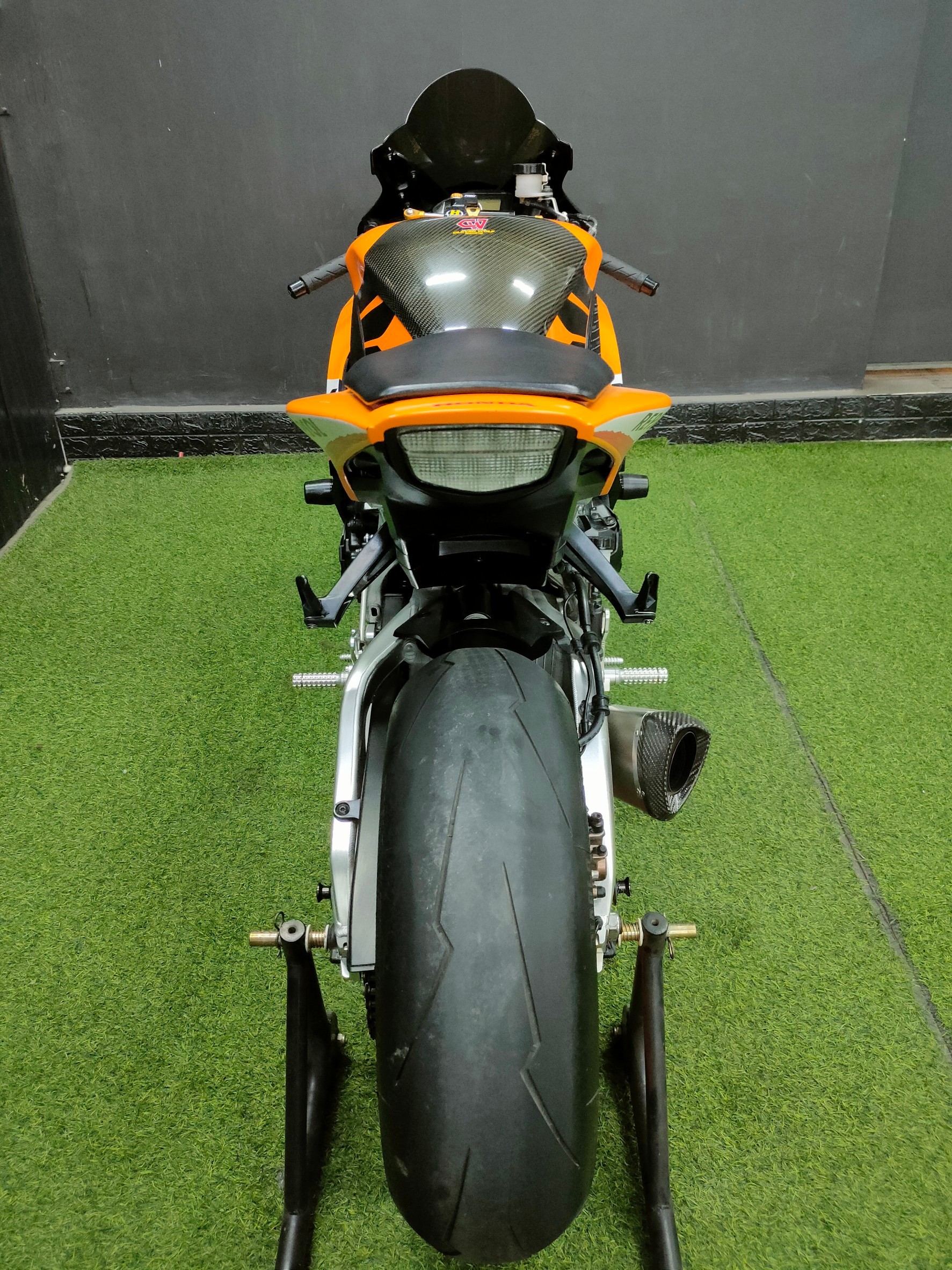 🏁Rare item‼️ เข้าใหม่ #CBR1000RR 🏁 Repsol model 2014 🔥 ของแต่งเต็มลำสีแท้ทั้งคัน....ราคาเร้าใจ 2xx,xxx🔥