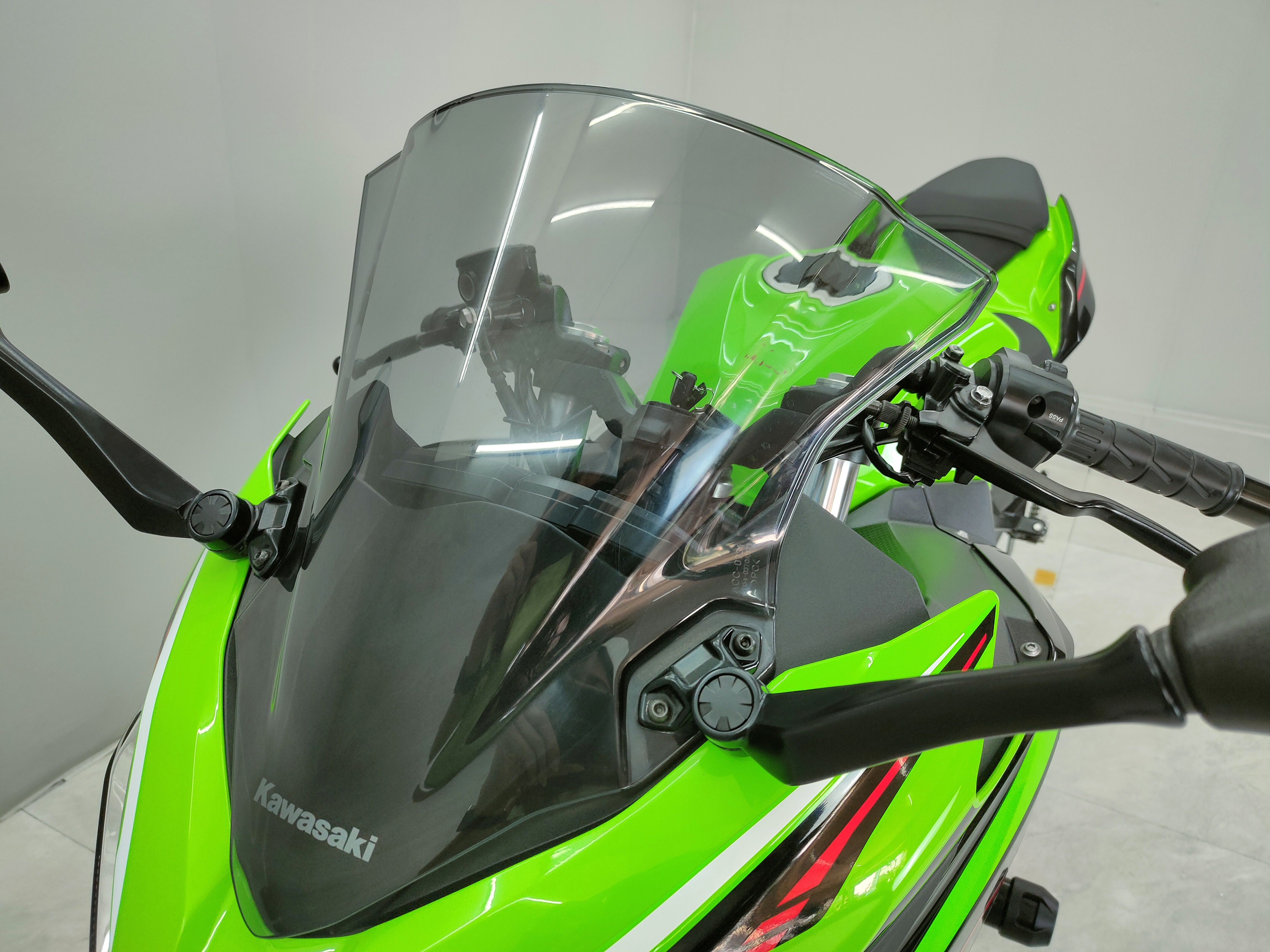 สายเขียววัยรุ่นชอบ KAWASAKI NINJA 400 KRT ปลายปี 2021 สวยใส‼️